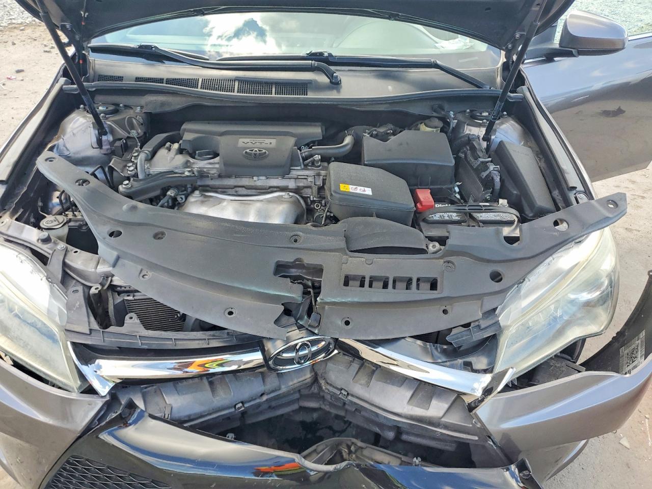 2016 Toyota Camry Se Gray vin: 4T1BF1FK5GU614210
