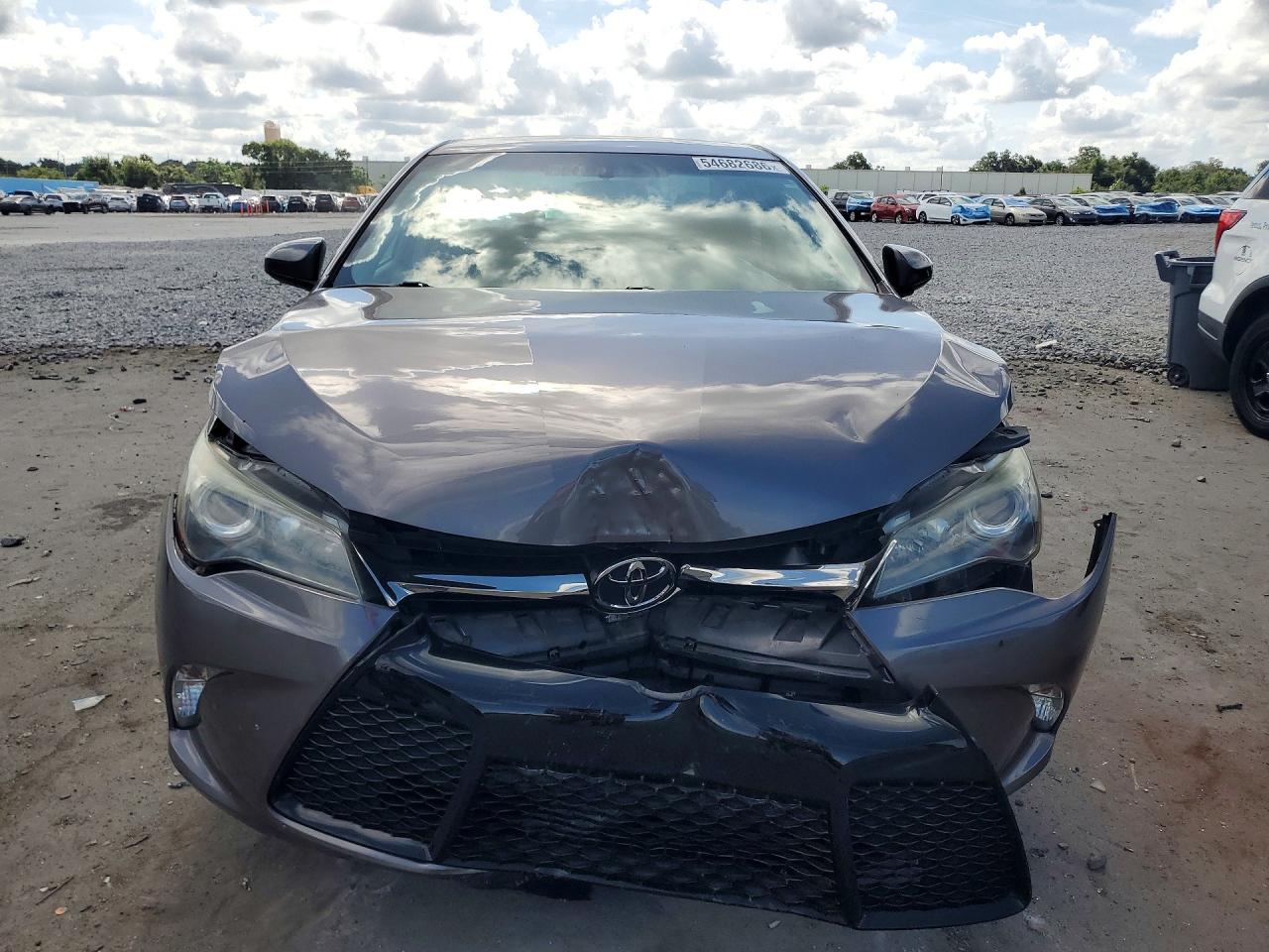 2016 Toyota Camry Se Gray vin: 4T1BF1FK5GU614210