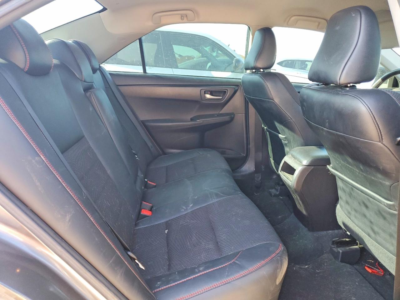 2017 Toyota Camry Se Серый vin: 4T1BF1FK5HU343828