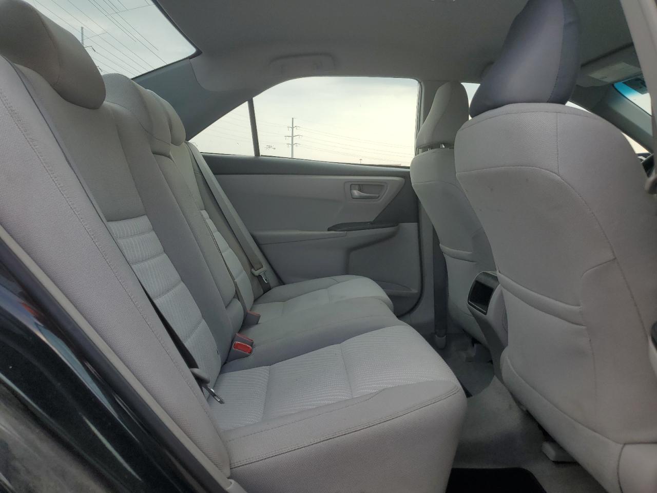 2017 Toyota Camry Le   Black vin: 4T1BF1FK5HU696330
