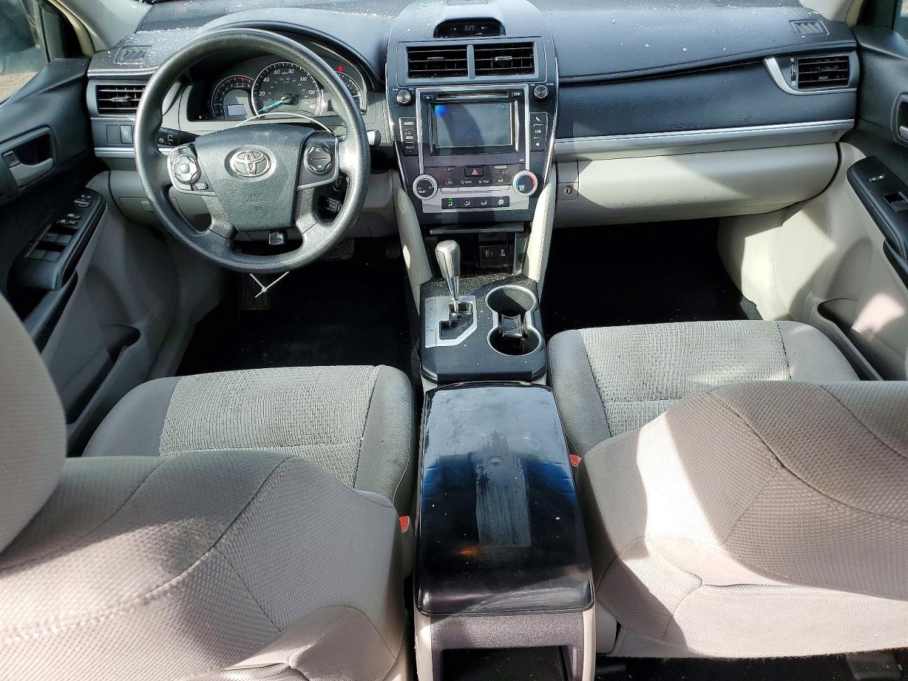 2012 Toyota Camry Le Silver vin: 4T1BF1FK6CU006013