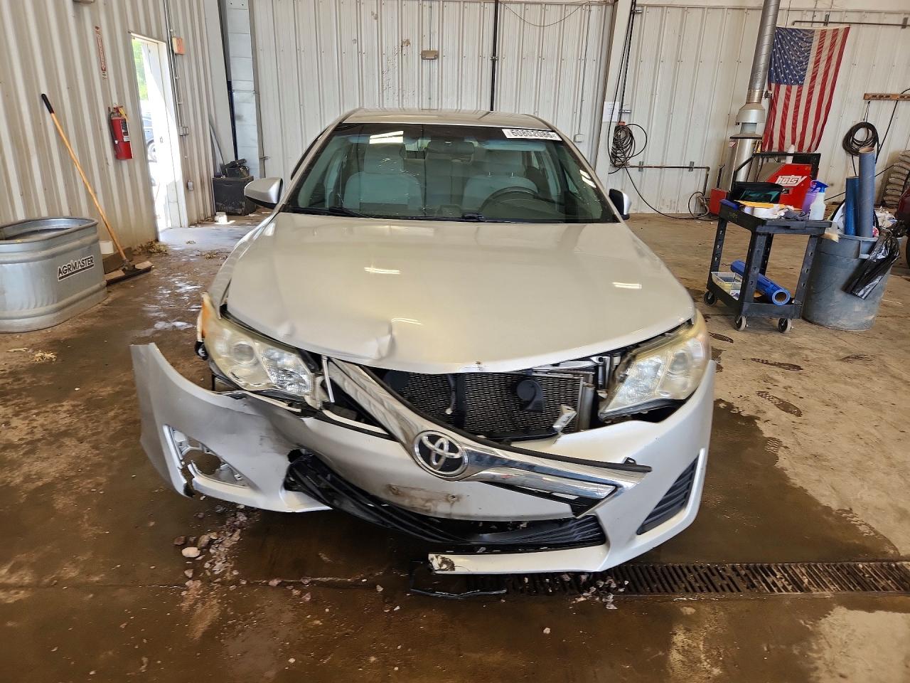 2012 Toyota Camry Le Silver vin: 4T1BF1FK6CU009428