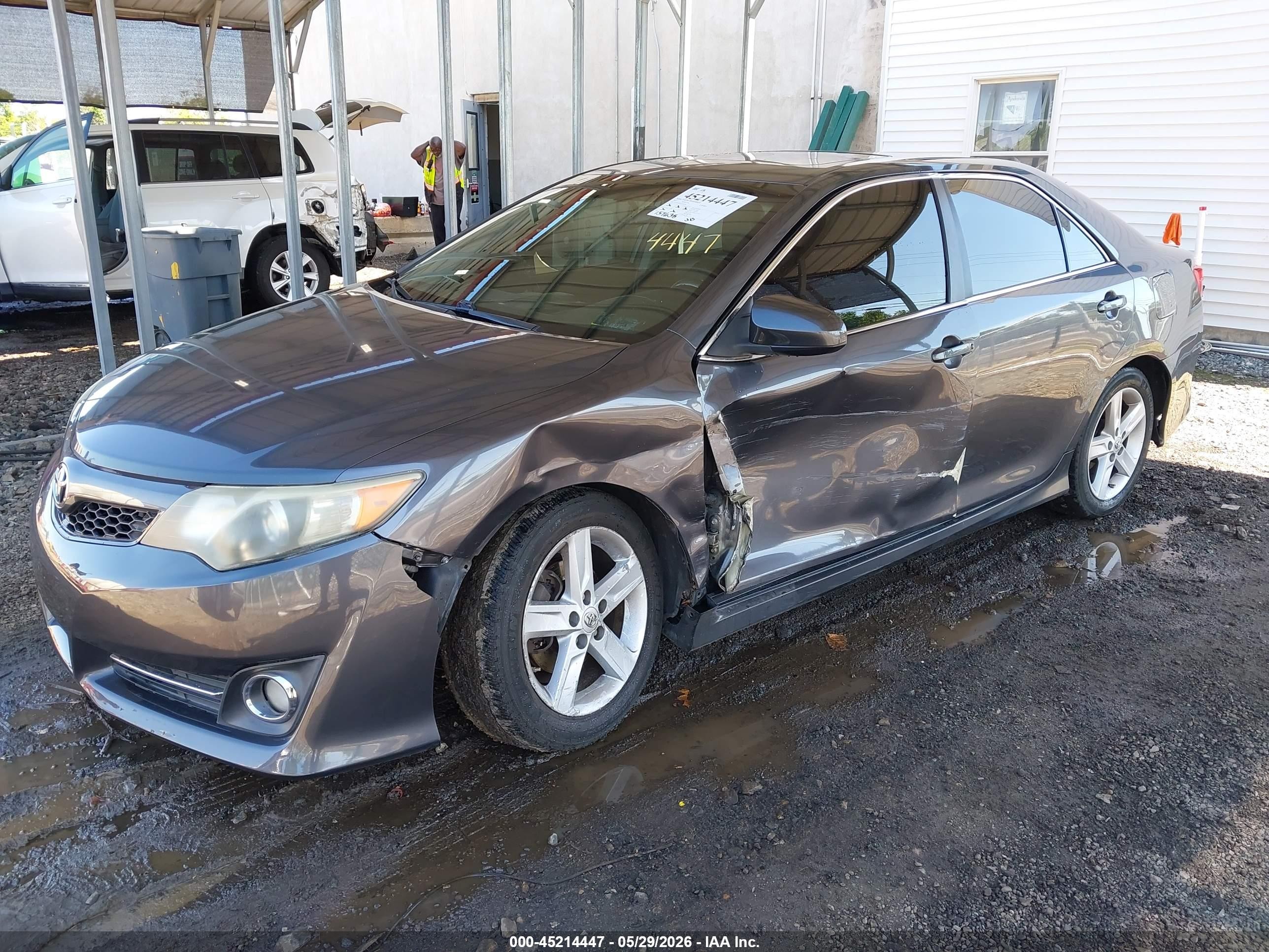 2012 Toyota Camry Se Серый vin: 4T1BF1FK6CU017142