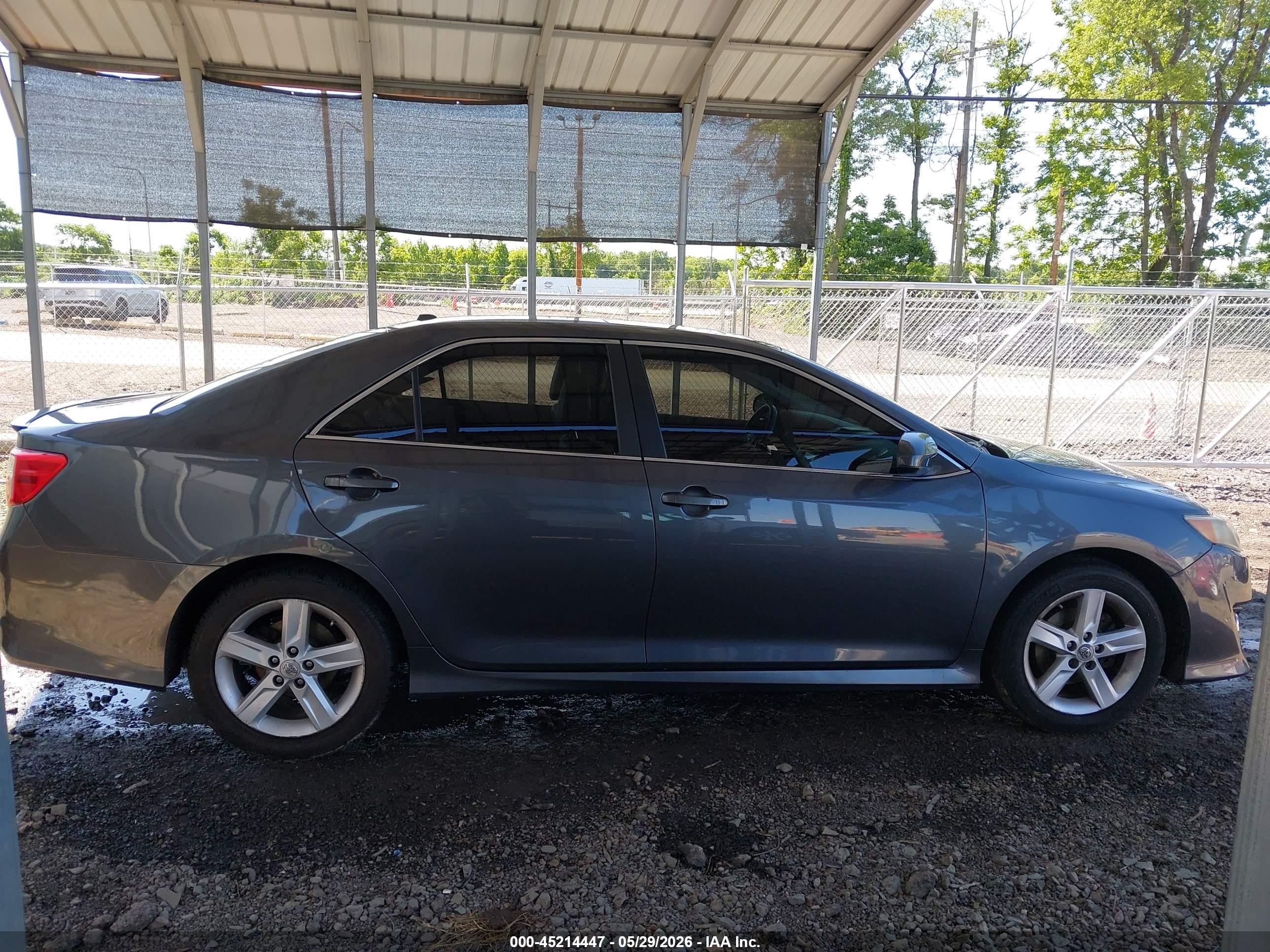 2012 Toyota Camry Se Серый vin: 4T1BF1FK6CU017142