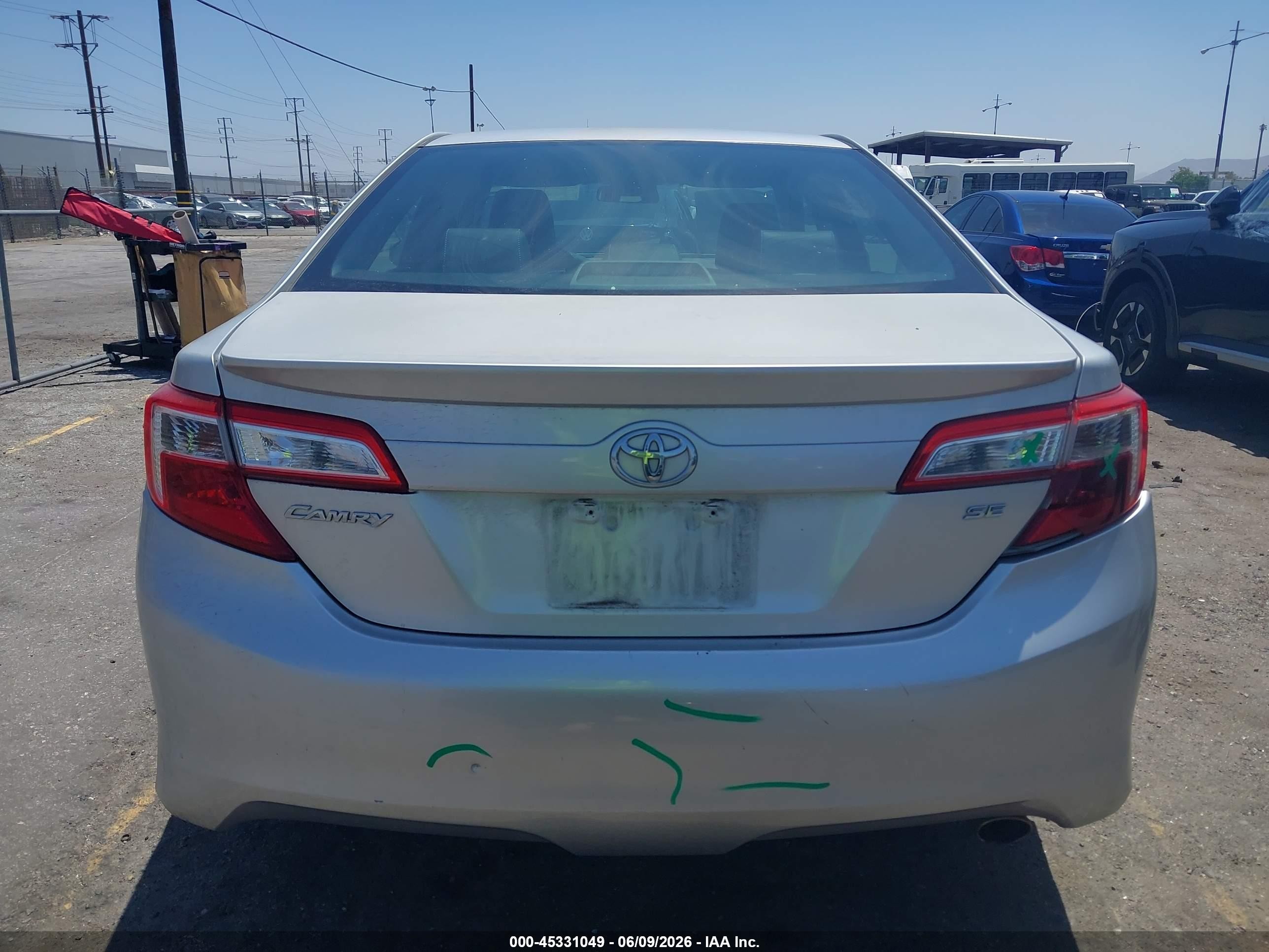 2012 Toyota Camry Se Silver vin: 4T1BF1FK6CU026875