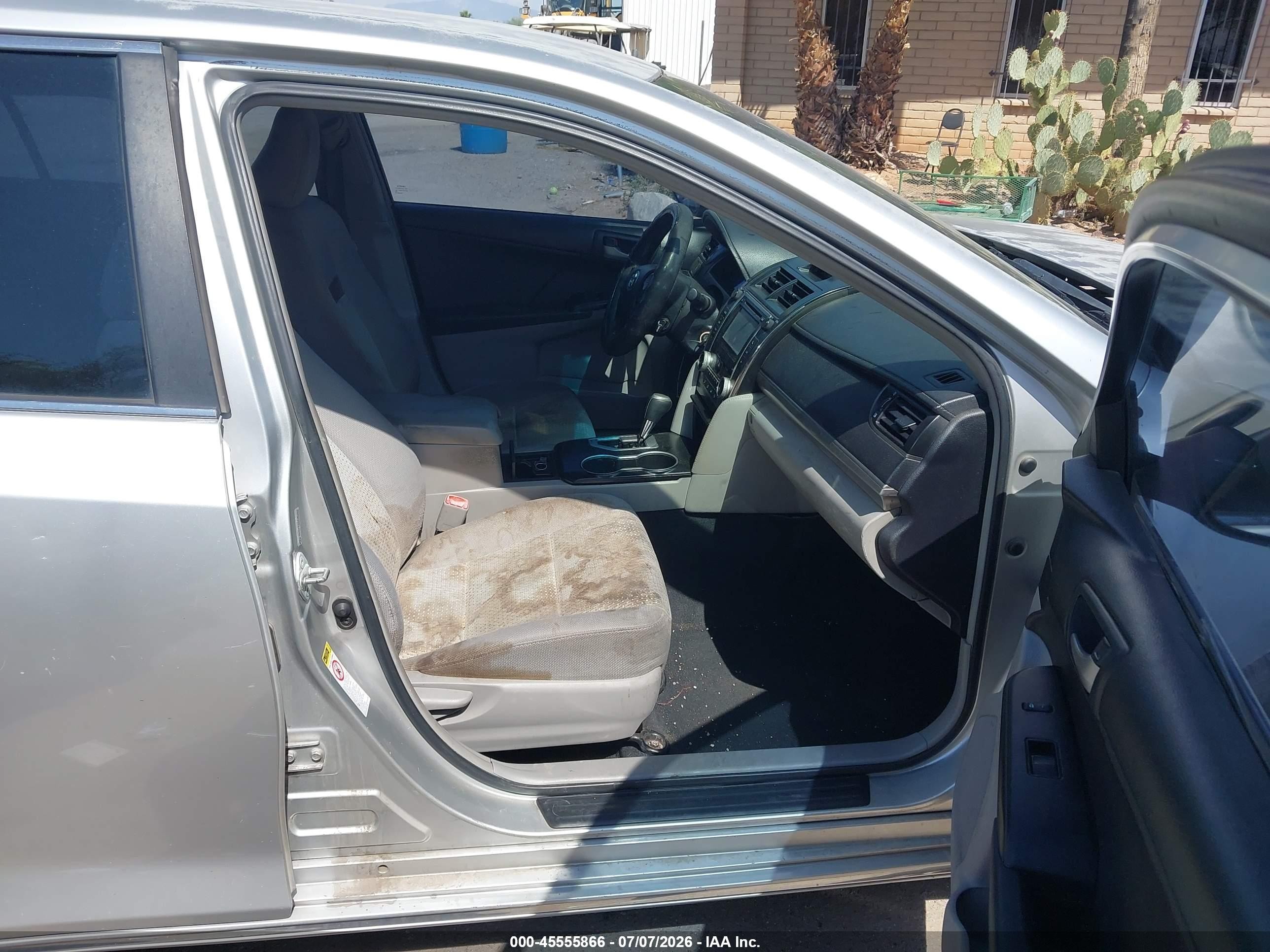 2012 Toyota Camry Le Silver vin: 4T1BF1FK6CU028237