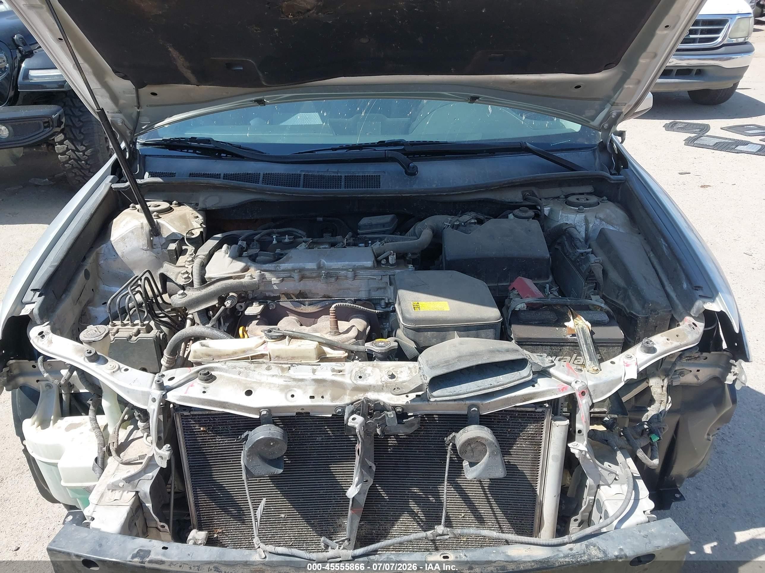 2012 Toyota Camry Le Silver vin: 4T1BF1FK6CU028237