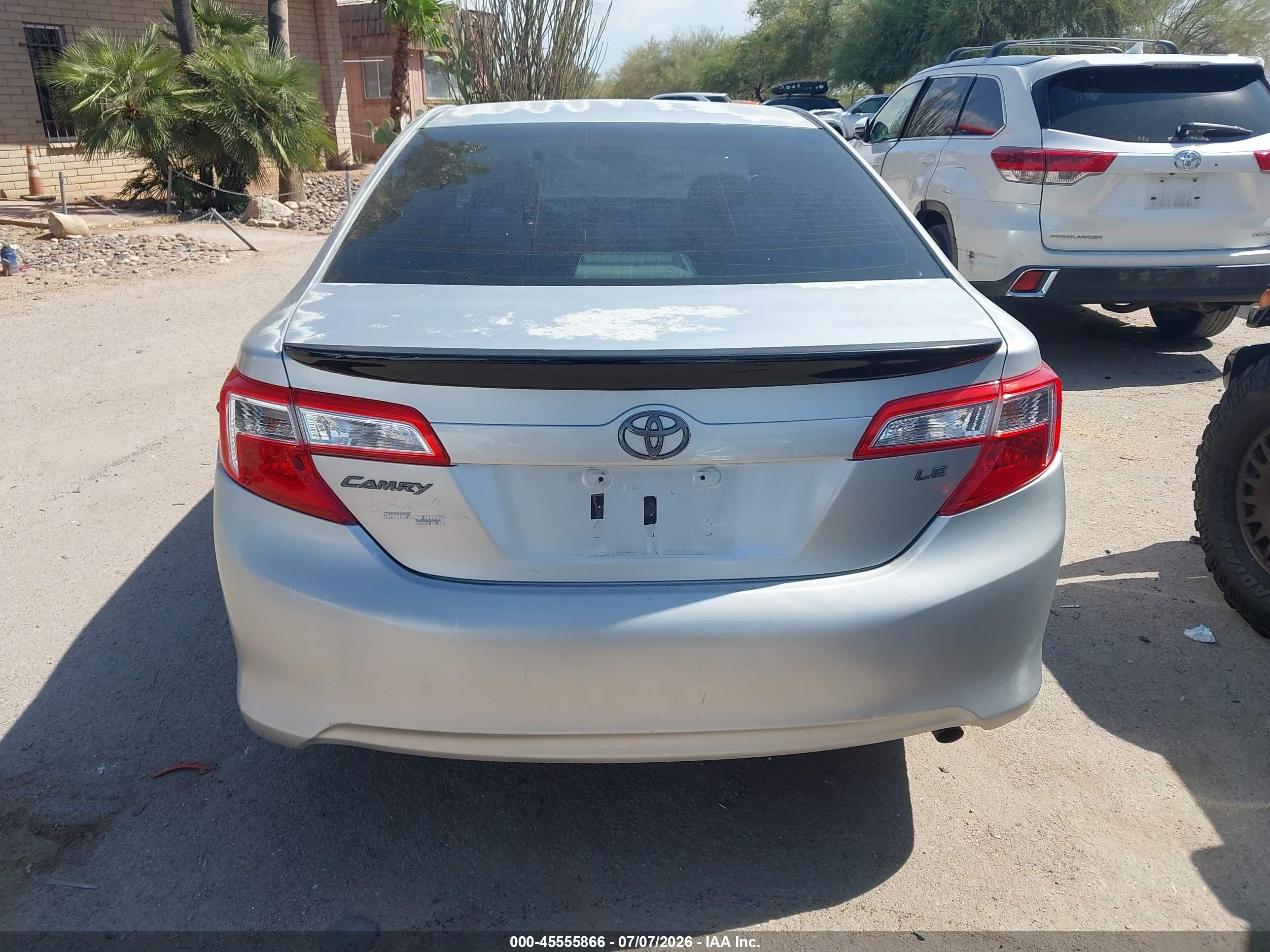 2012 Toyota Camry Le Silver vin: 4T1BF1FK6CU028237