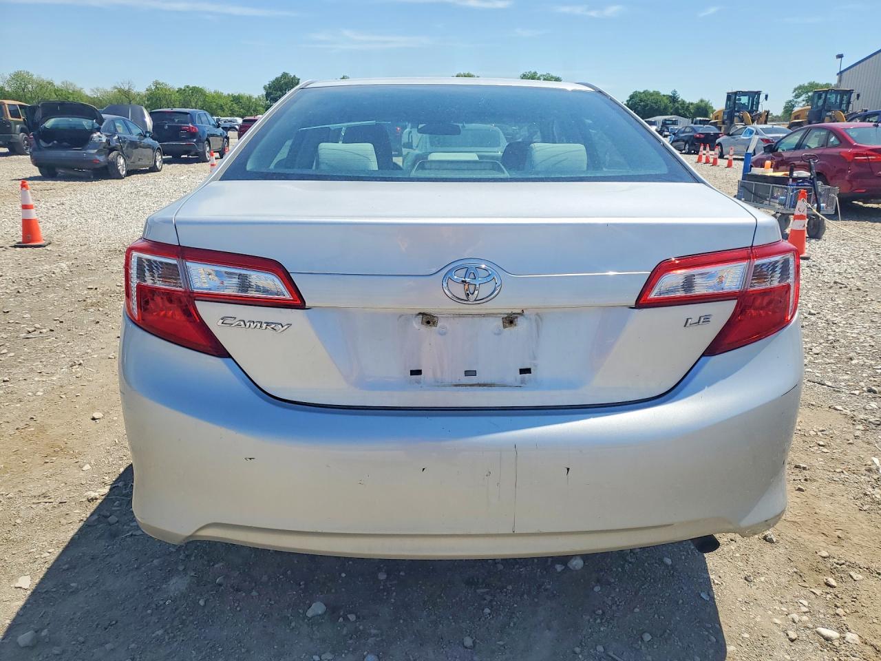 2012 Toyota Camry Le Silver vin: 4T1BF1FK6CU051002
