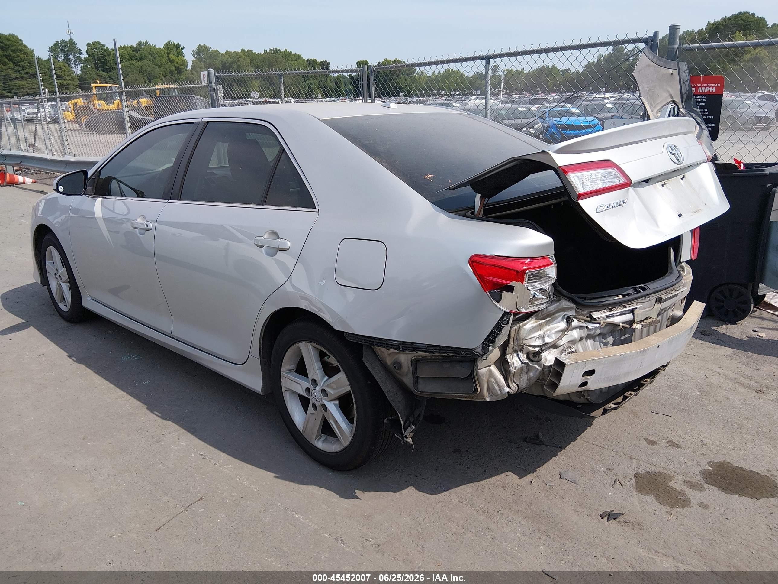 2012 Toyota Camry Se Silver vin: 4T1BF1FK6CU058872