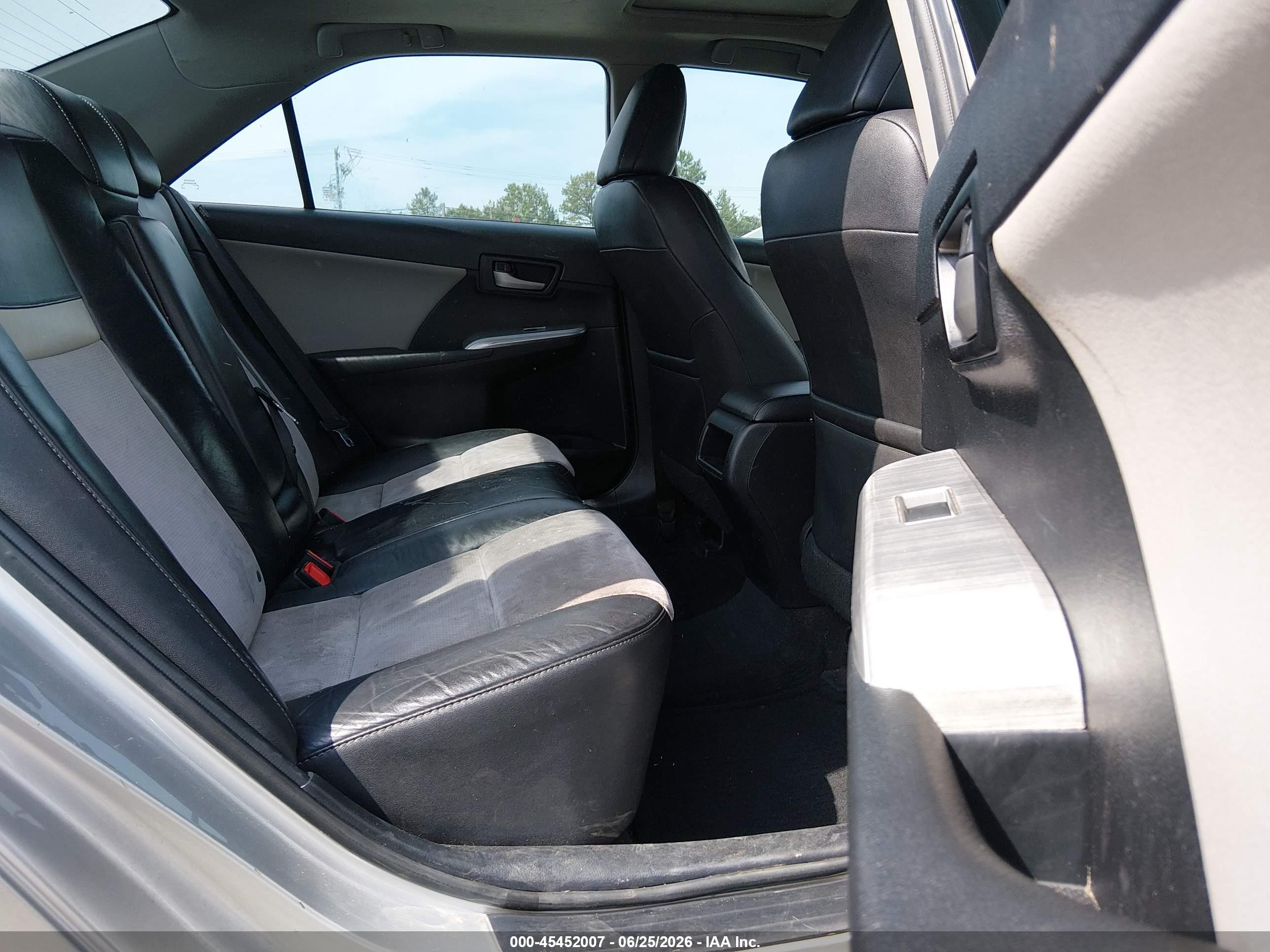 2012 Toyota Camry Se Silver vin: 4T1BF1FK6CU058872