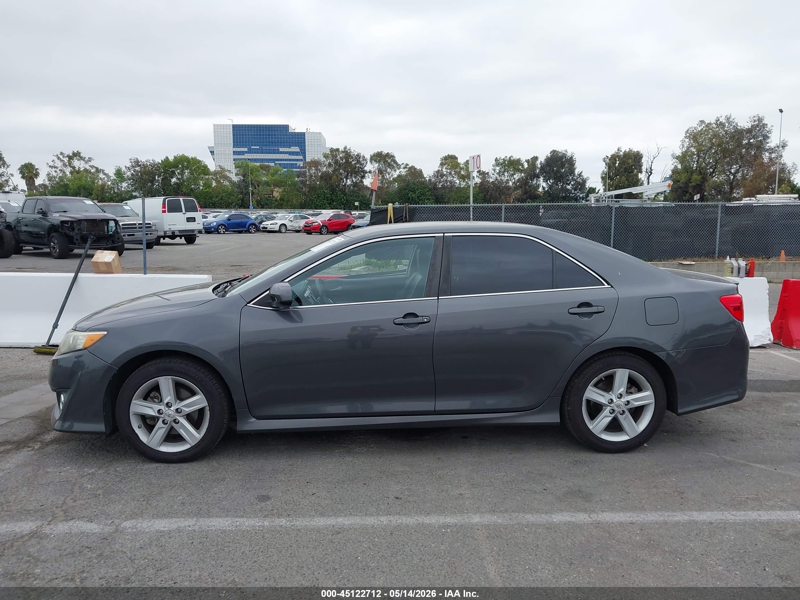 2012 Toyota Camry Se Gray vin: 4T1BF1FK6CU079060
