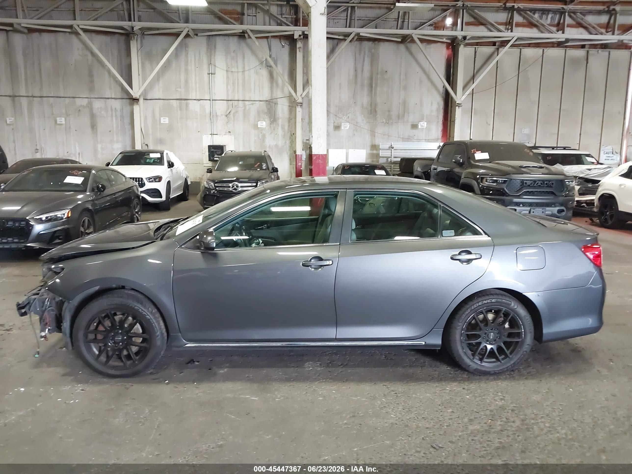 2012 Toyota Camry Xle Gray vin: 4T1BF1FK6CU092455