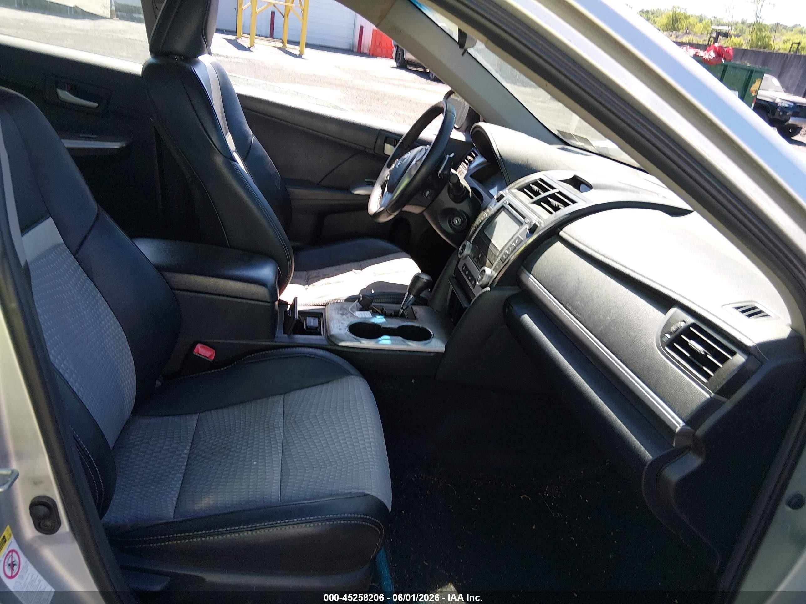 2012 Toyota Camry Se Серебряный vin: 4T1BF1FK6CU106547