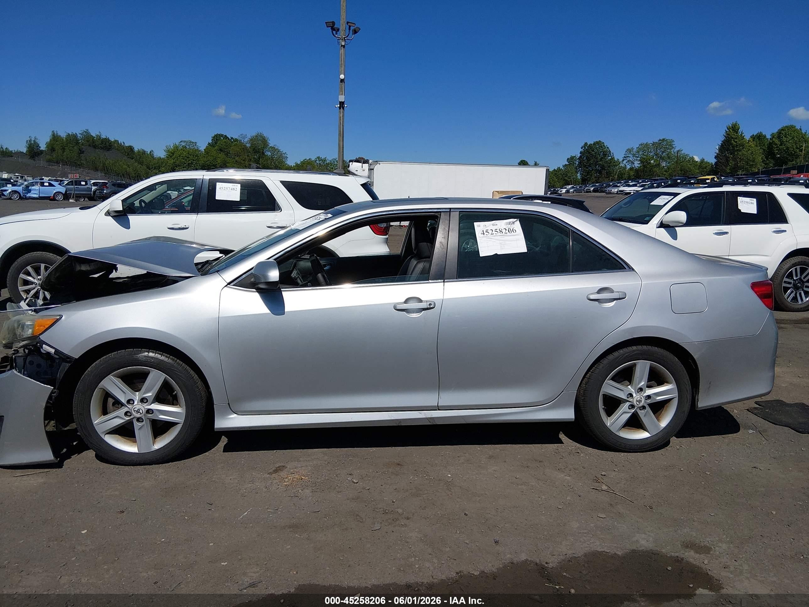 2012 Toyota Camry Se Серебряный vin: 4T1BF1FK6CU106547