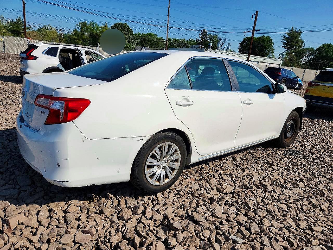 2012 Toyota Camry Le White vin: 4T1BF1FK6CU108444