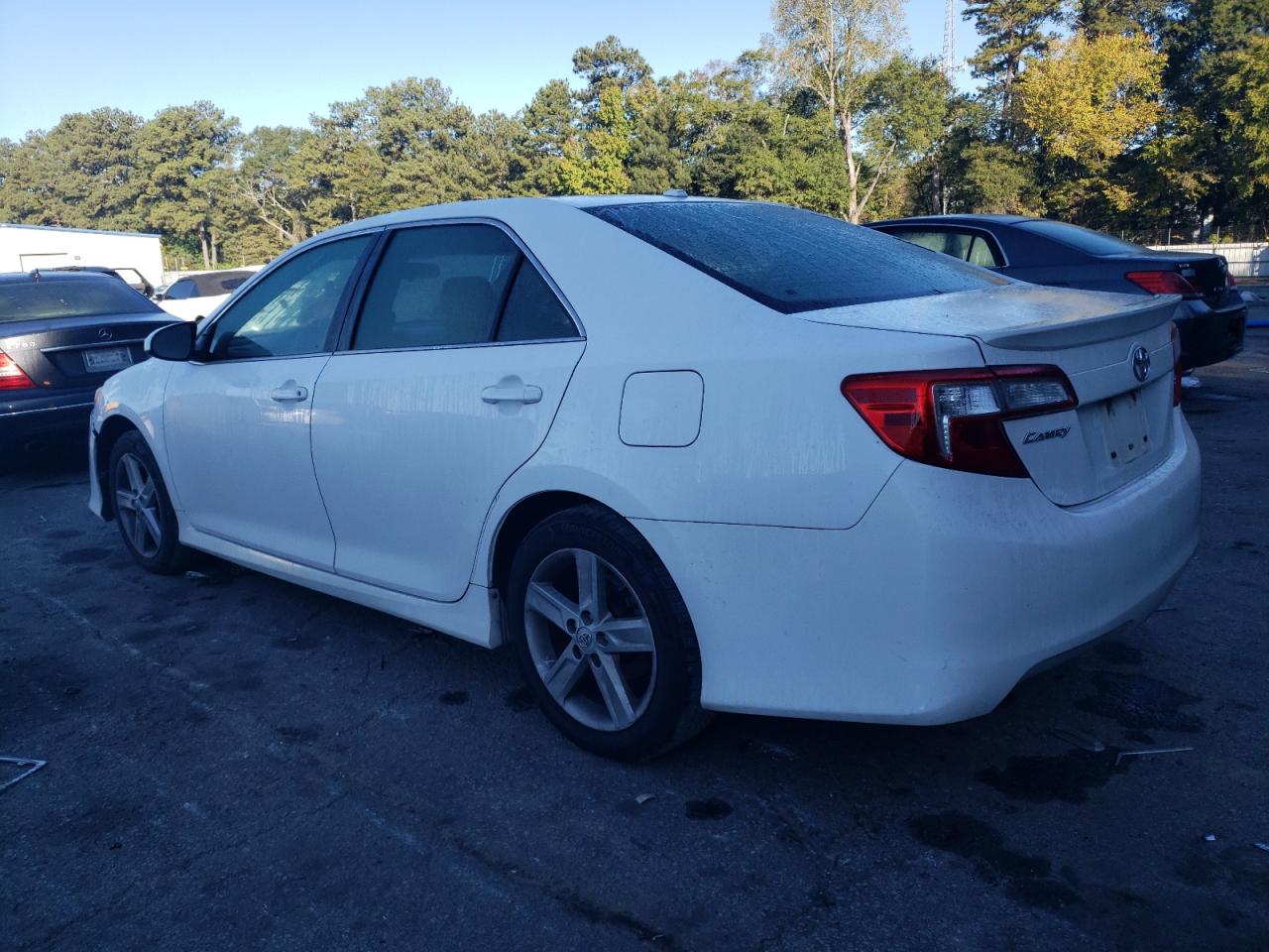 2012 Toyota Camry Base Белый vin: 4T1BF1FK6CU123137