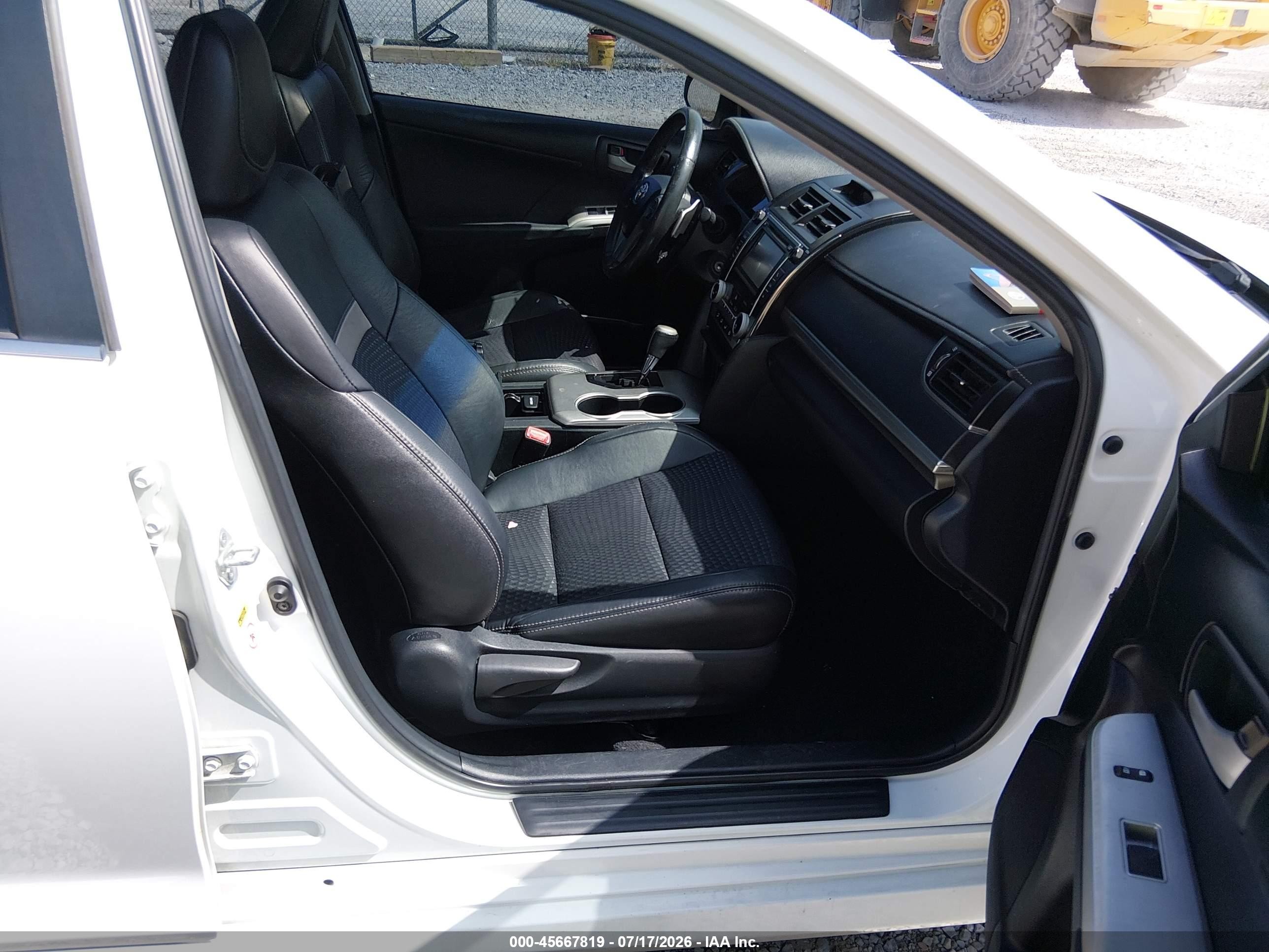 2012 Toyota Camry Se White vin: 4T1BF1FK6CU127608