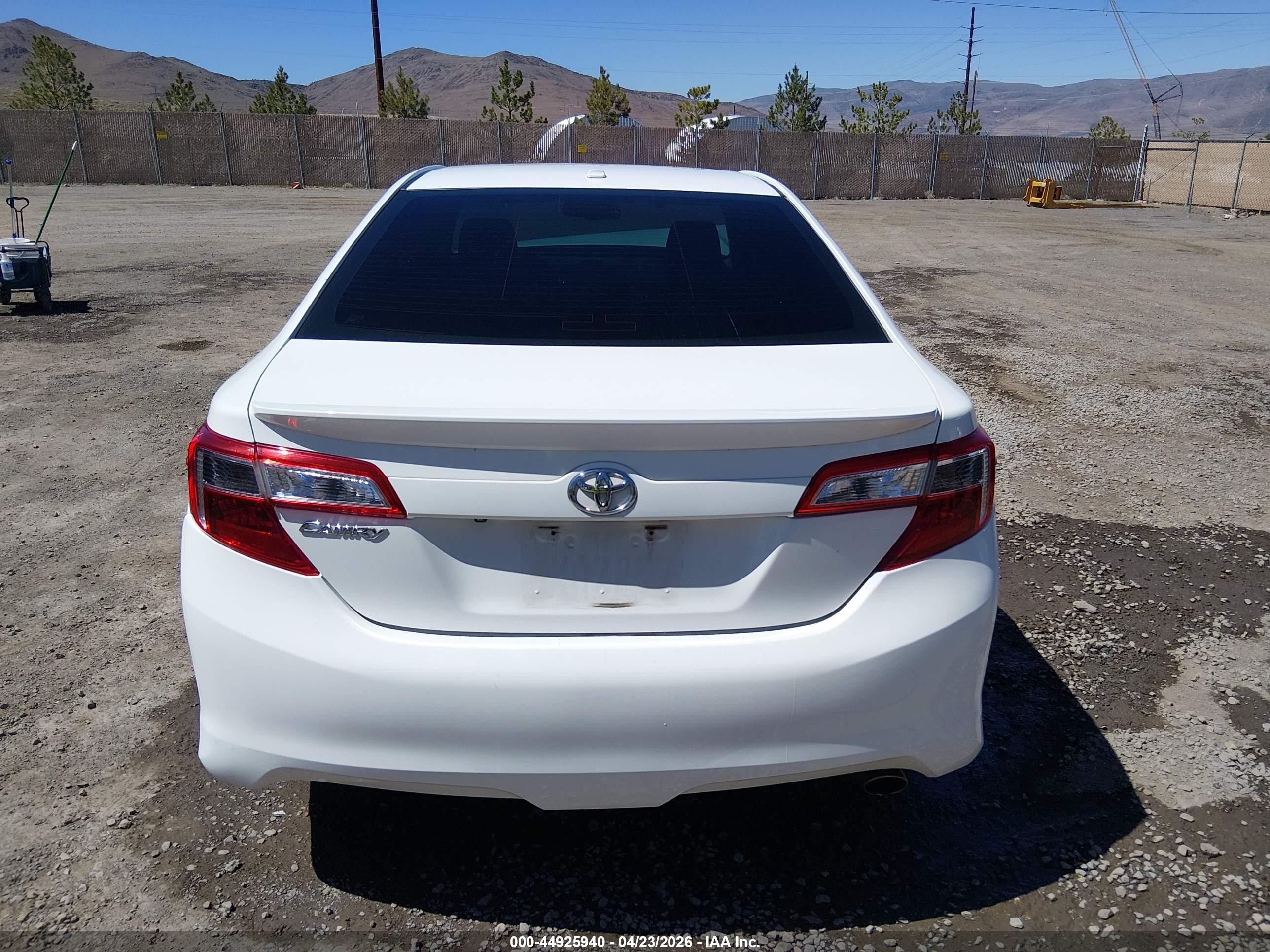 2012 Toyota Camry Se White vin: 4T1BF1FK6CU142996