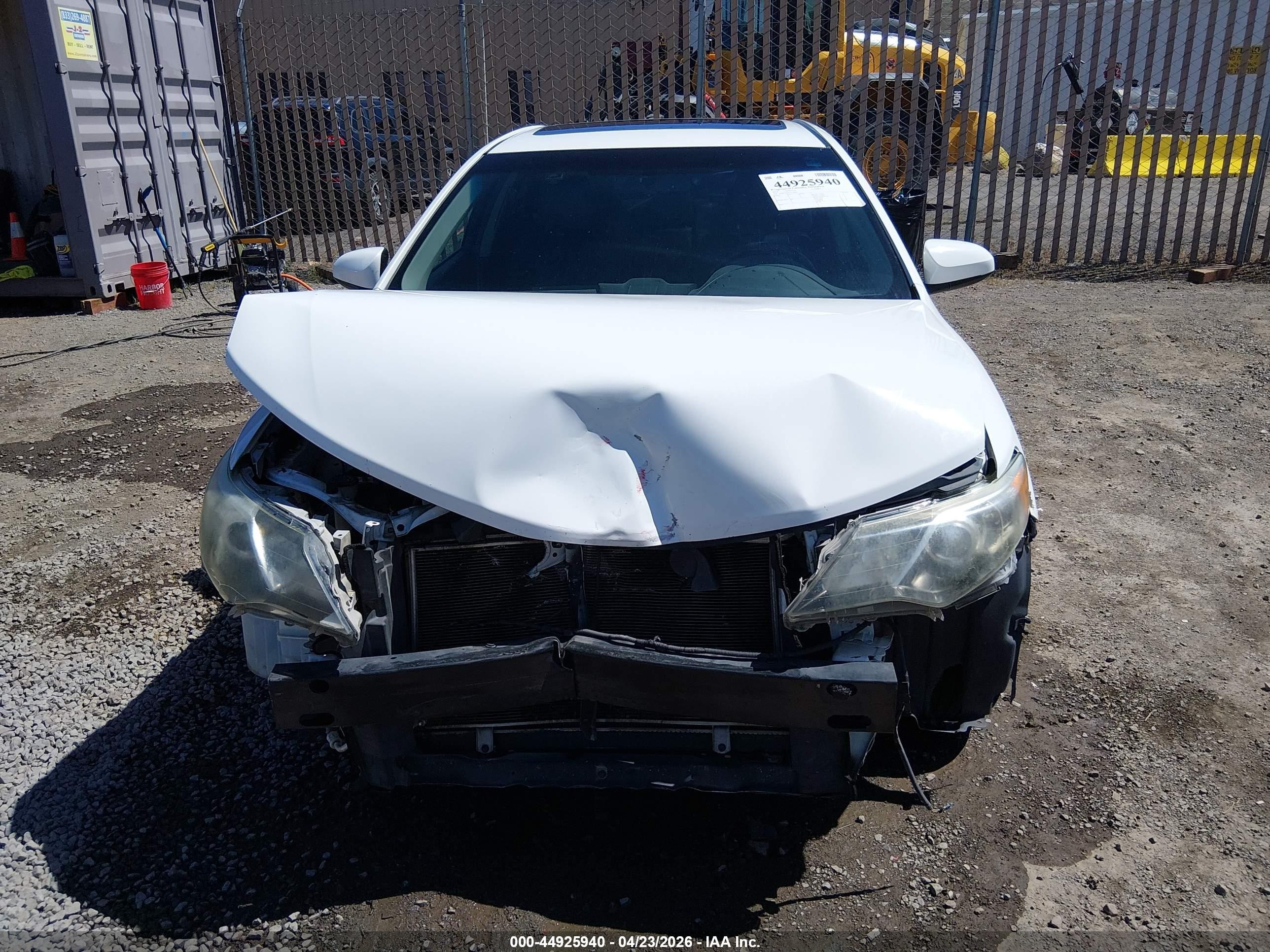 2012 Toyota Camry Se White vin: 4T1BF1FK6CU142996