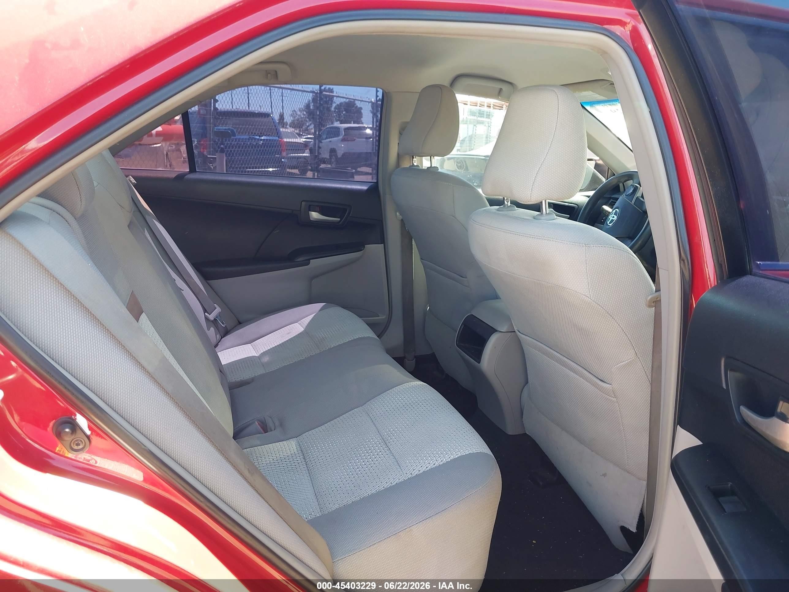 2012 Toyota Camry Le Red vin: 4T1BF1FK6CU152377