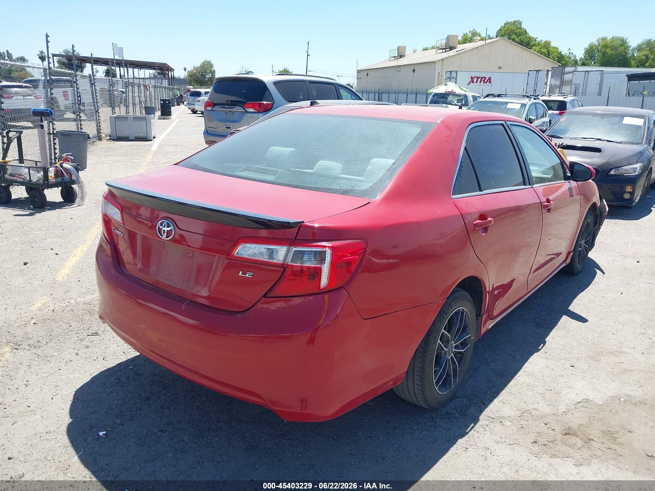 2012 Toyota Camry Le Red vin: 4T1BF1FK6CU152377