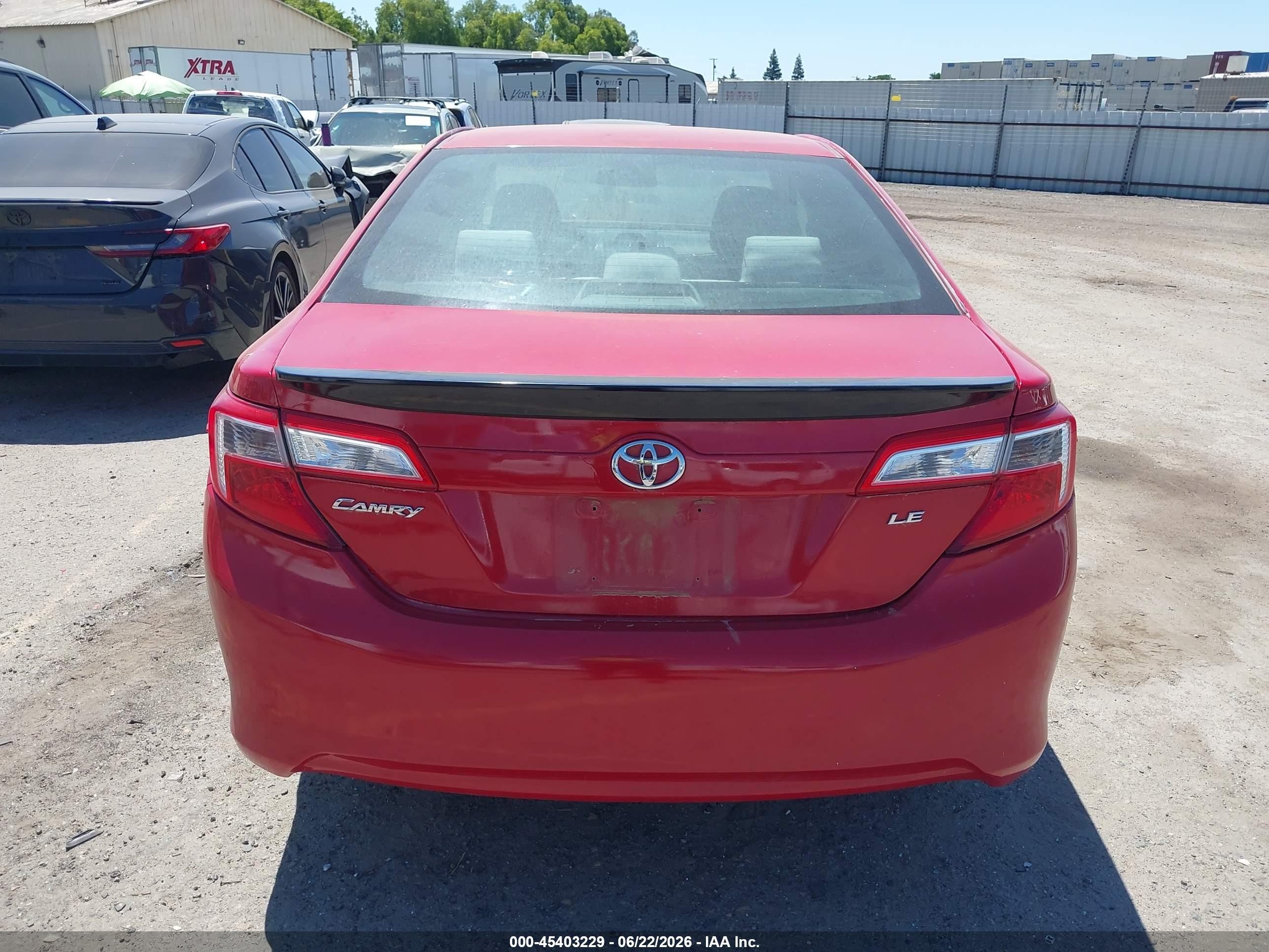2012 Toyota Camry Le Red vin: 4T1BF1FK6CU152377
