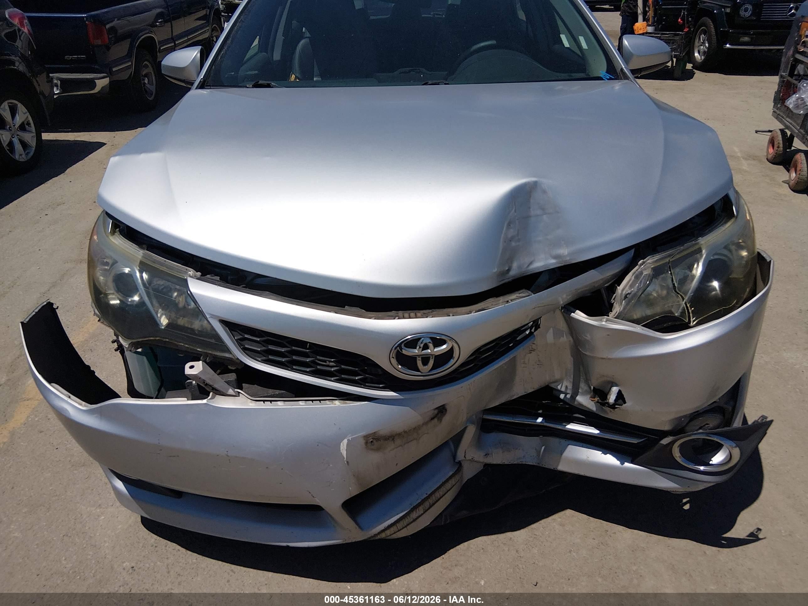 2012 Toyota Camry Se Серебряный vin: 4T1BF1FK6CU502834