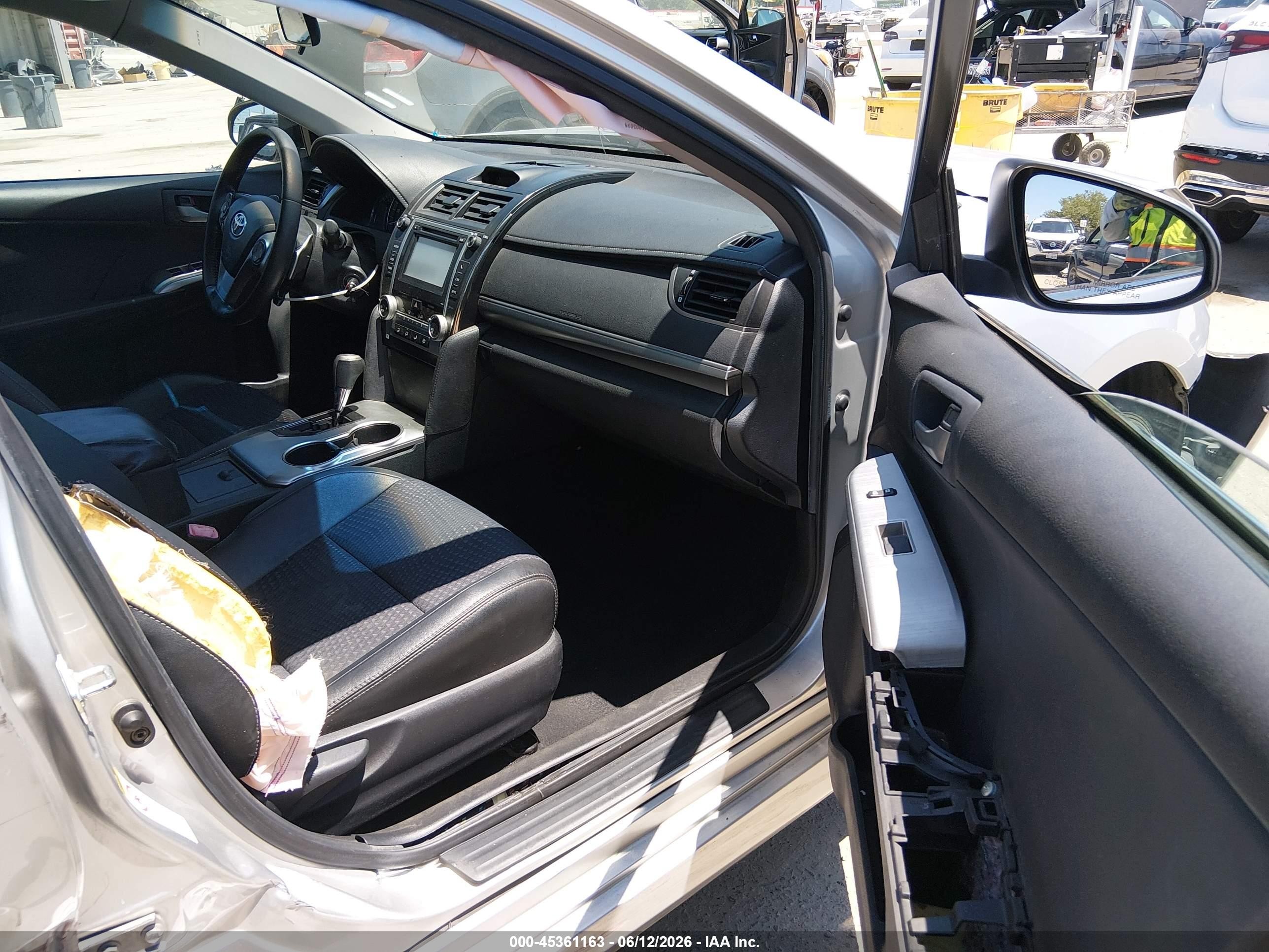 2012 Toyota Camry Se Серебряный vin: 4T1BF1FK6CU502834
