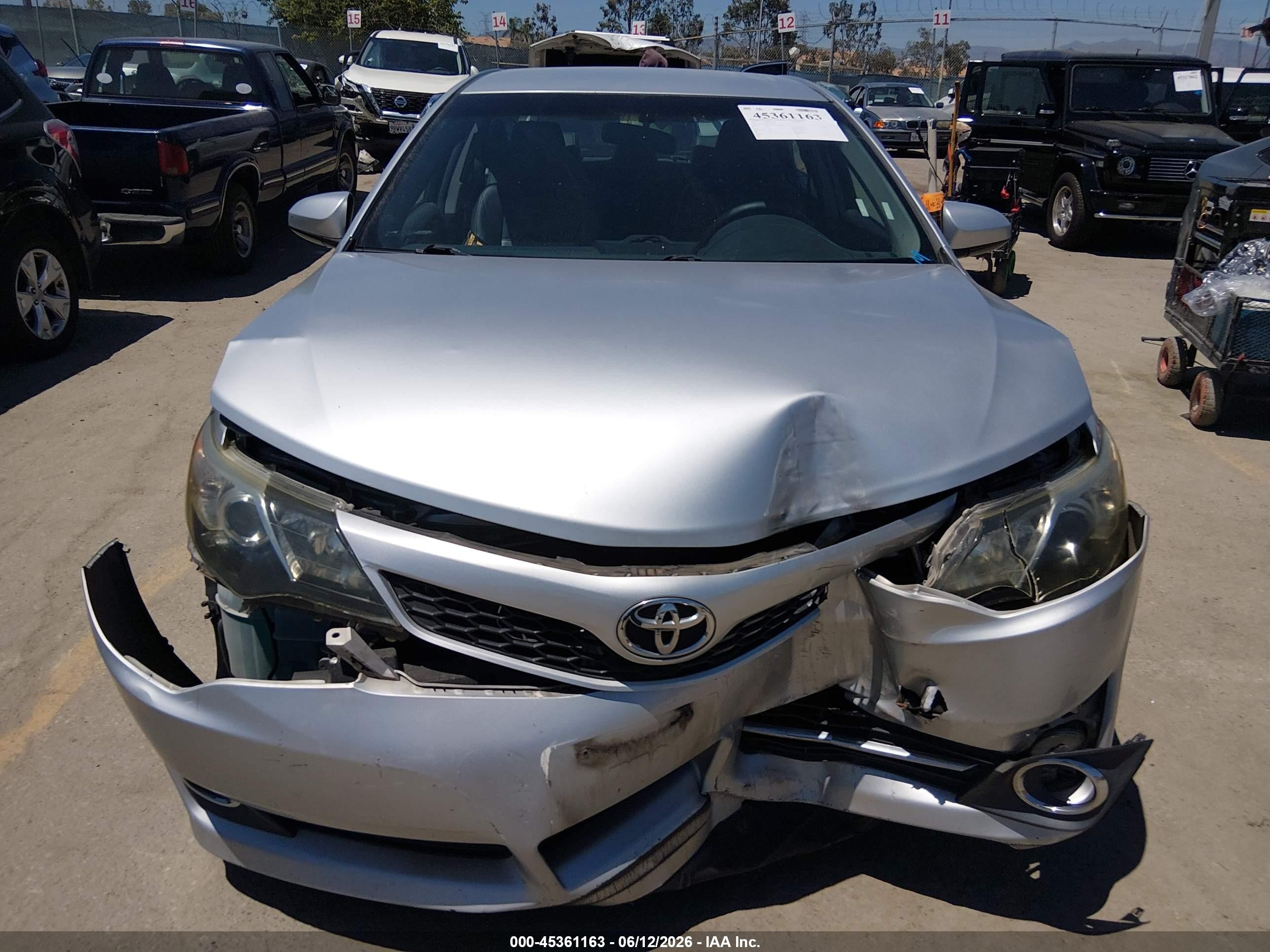 2012 Toyota Camry Se Серебряный vin: 4T1BF1FK6CU502834