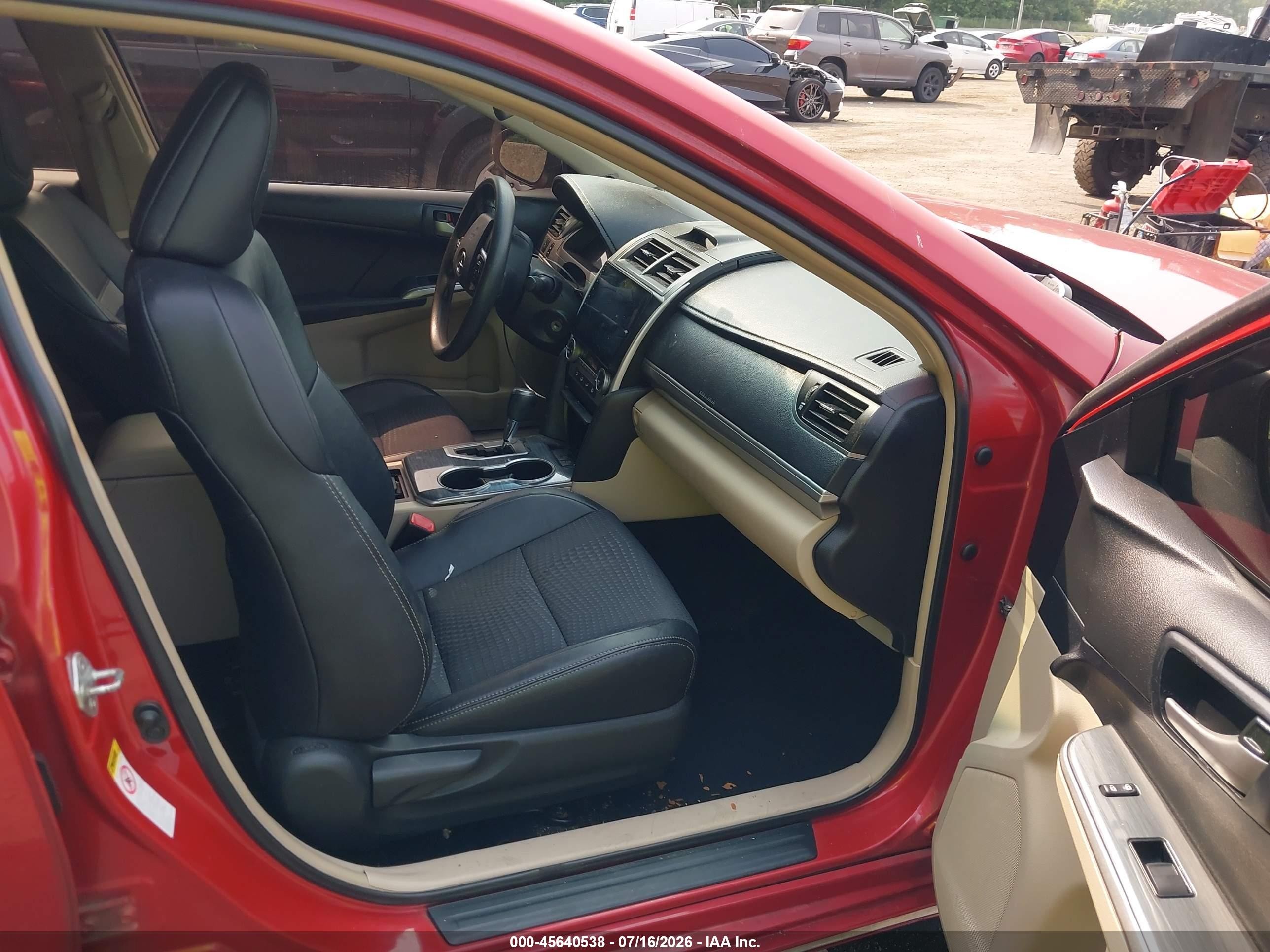 2012 Toyota Camry Le Red vin: 4T1BF1FK6CU504860