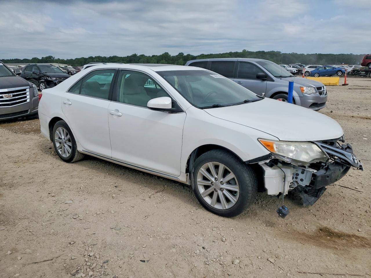 2012 Toyota Camry Xle Белый vin: 4T1BF1FK6CU510495