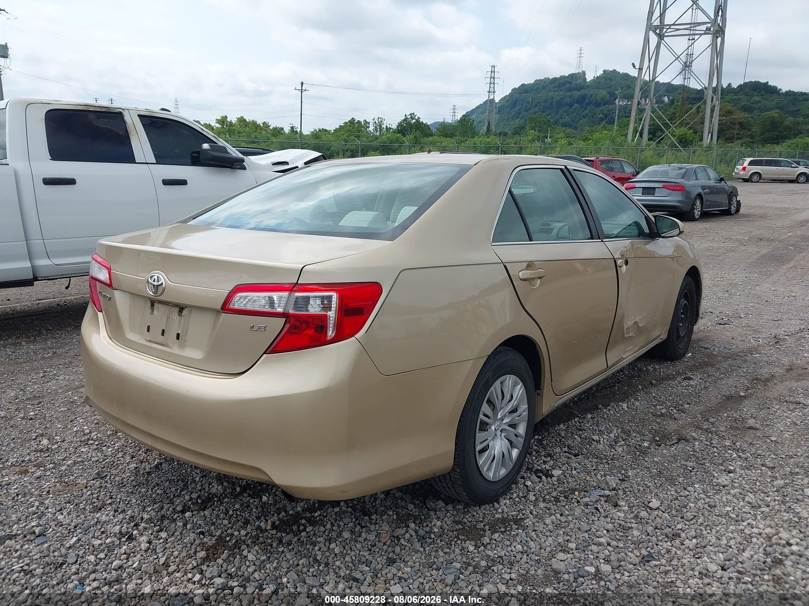 2012 Toyota Camry Le Золотой vin: 4T1BF1FK6CU510836