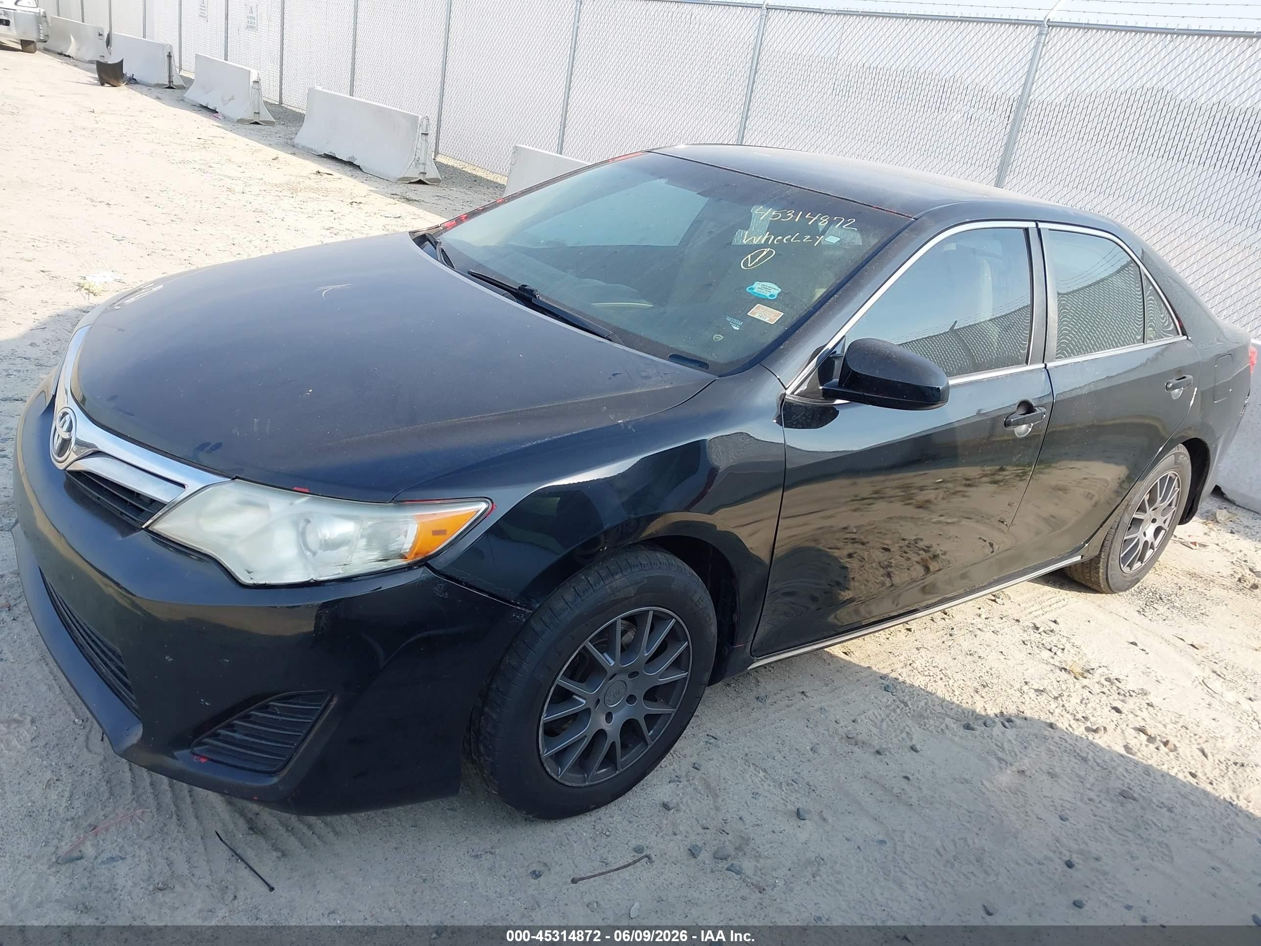 2012 Toyota Camry Le Black vin: 4T1BF1FK6CU564797
