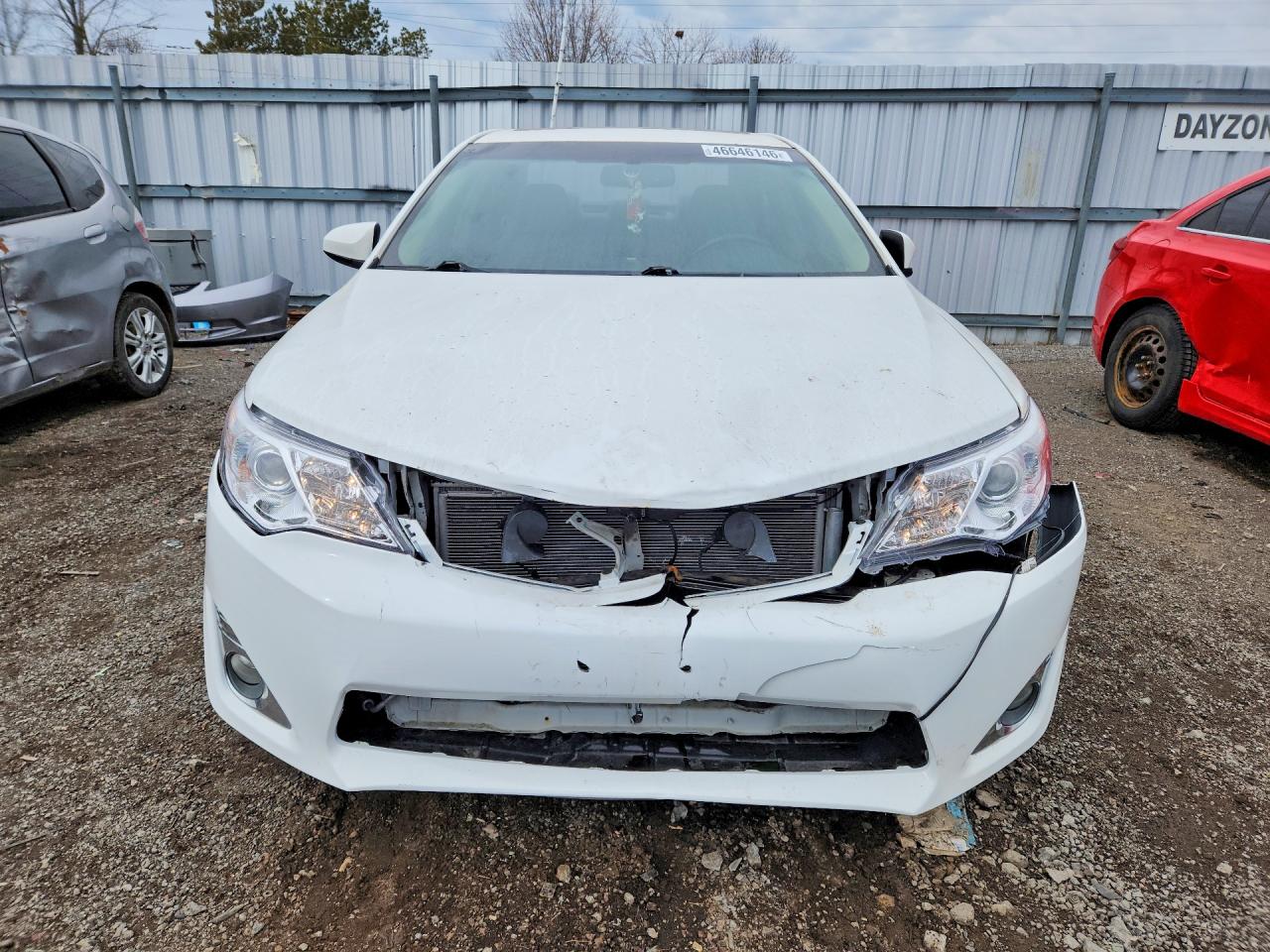 2012 Toyota Camry Xle White vin: 4T1BF1FK6CU567733