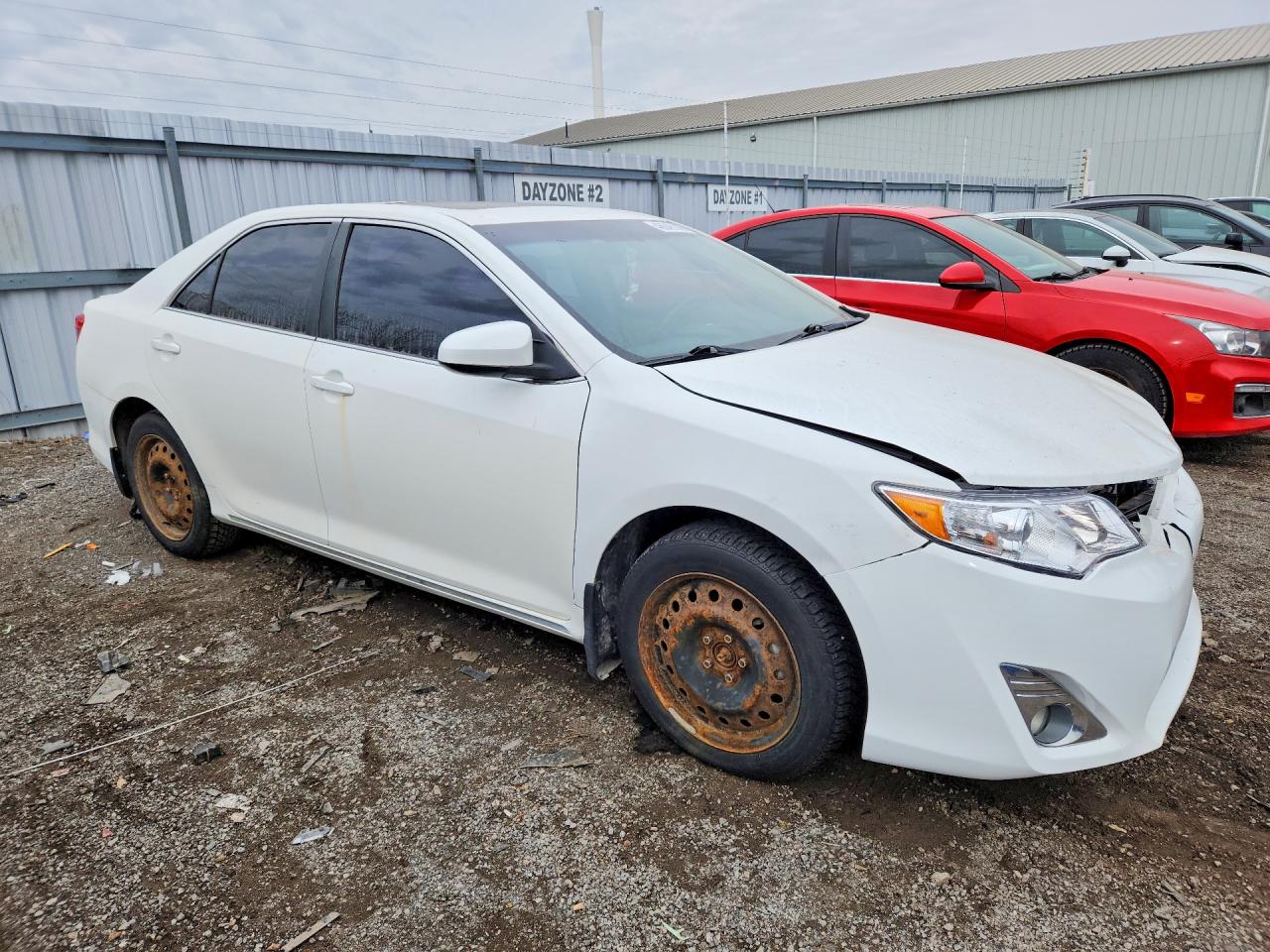 2012 Toyota Camry Xle White vin: 4T1BF1FK6CU567733