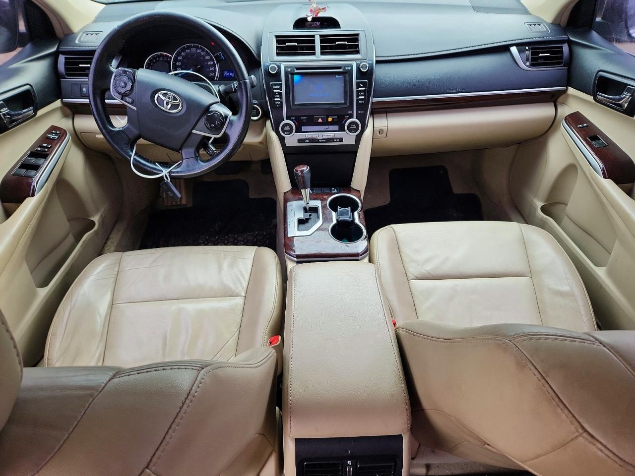 2012 Toyota Camry Xle White vin: 4T1BF1FK6CU567733