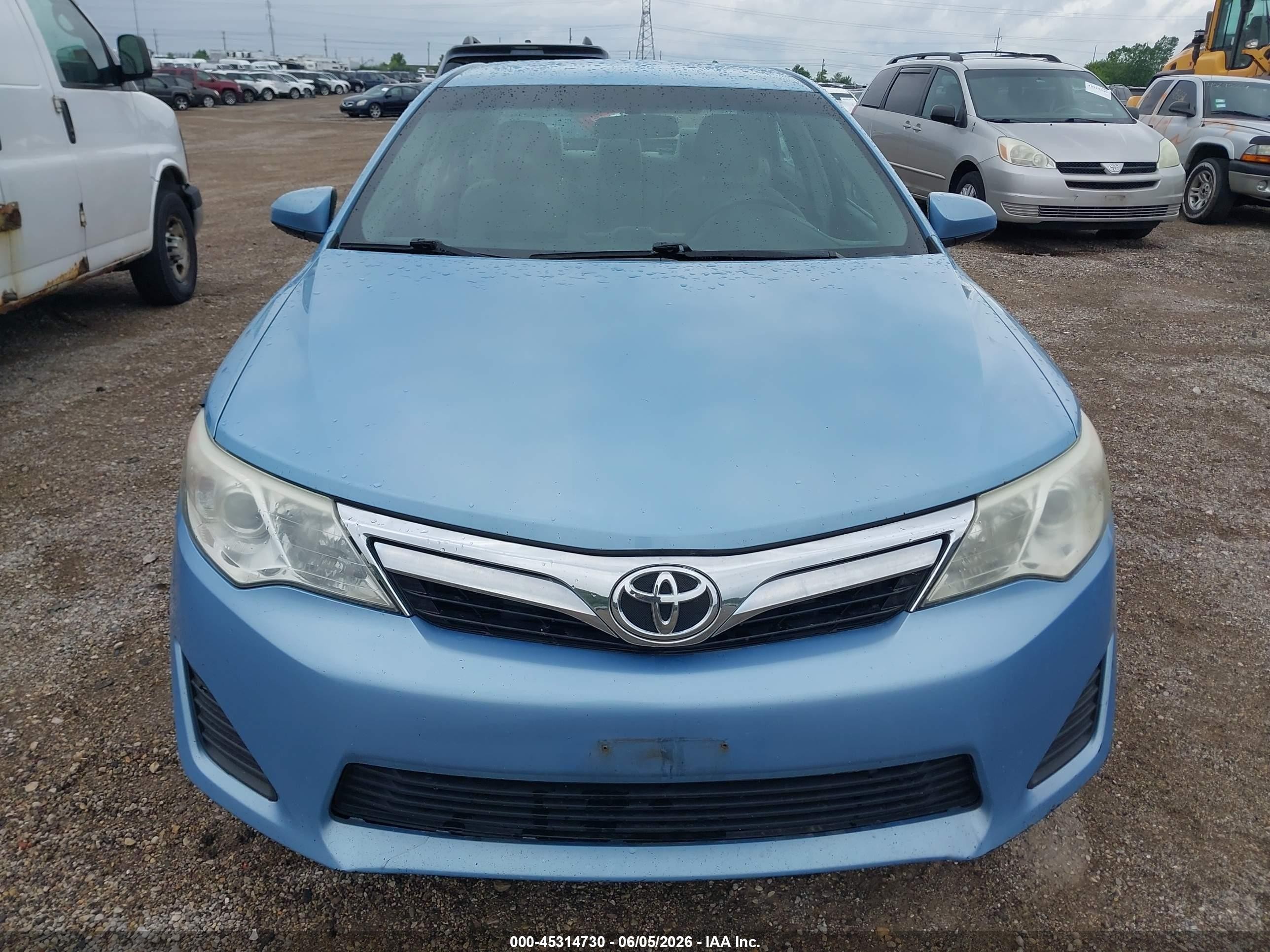 2012 Toyota Camry Le Light Blue vin: 4T1BF1FK6CU568316