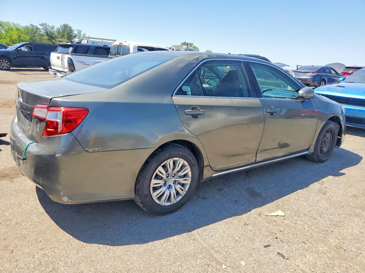 2012 Toyota Camry Le Gray vin: 4T1BF1FK6CU574925
