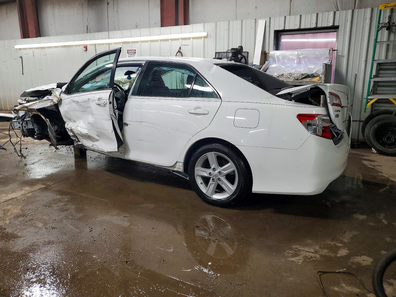 2012 Toyota Camry Se White vin: 4T1BF1FK6CU577467