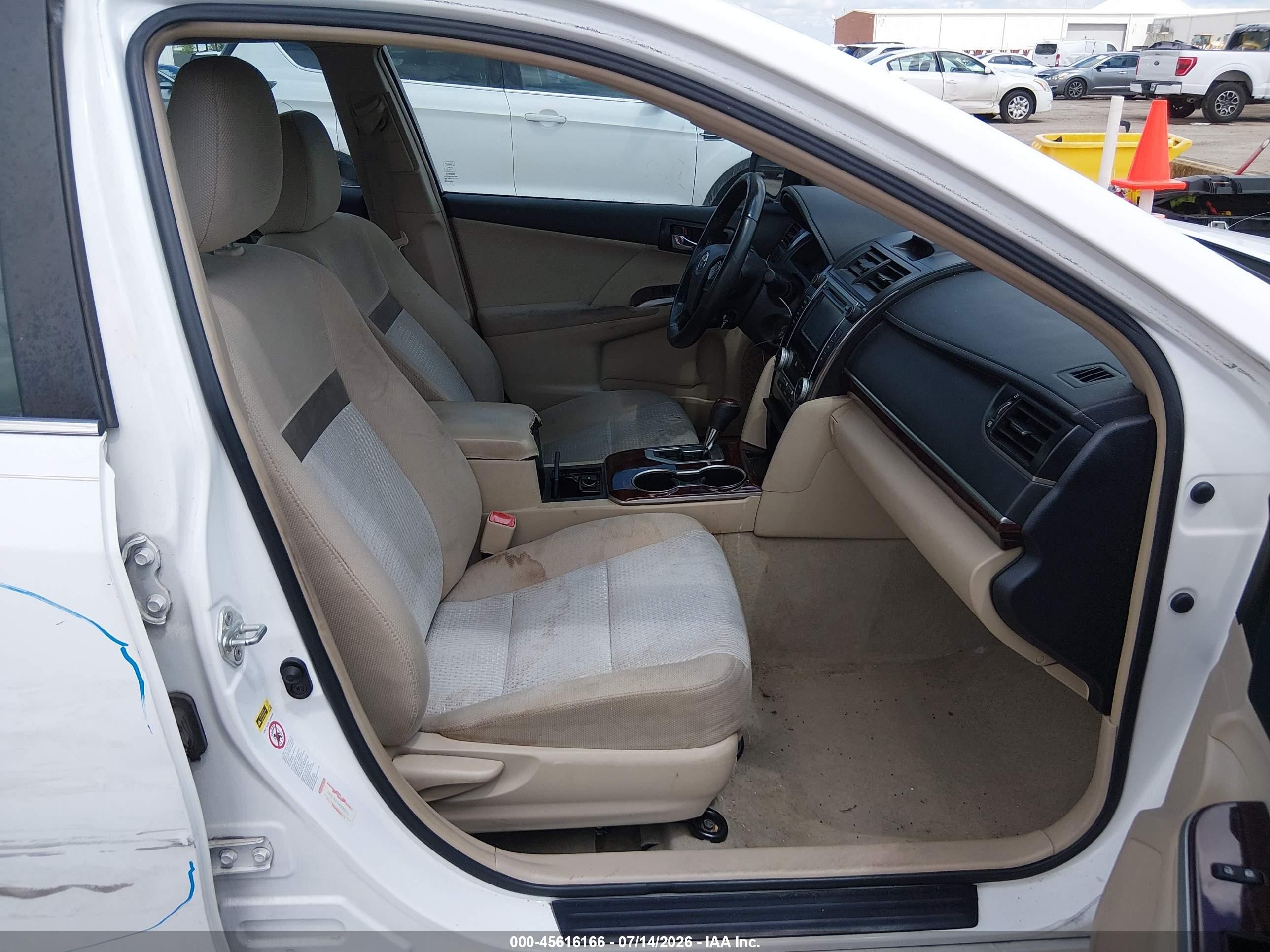 2012 Toyota Camry Xle White vin: 4T1BF1FK6CU584791