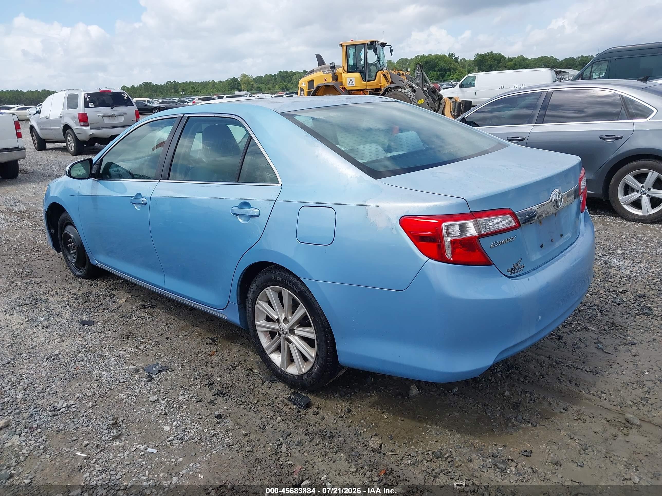 2012 Toyota Camry Xle Light Blue vin: 4T1BF1FK6CU595371