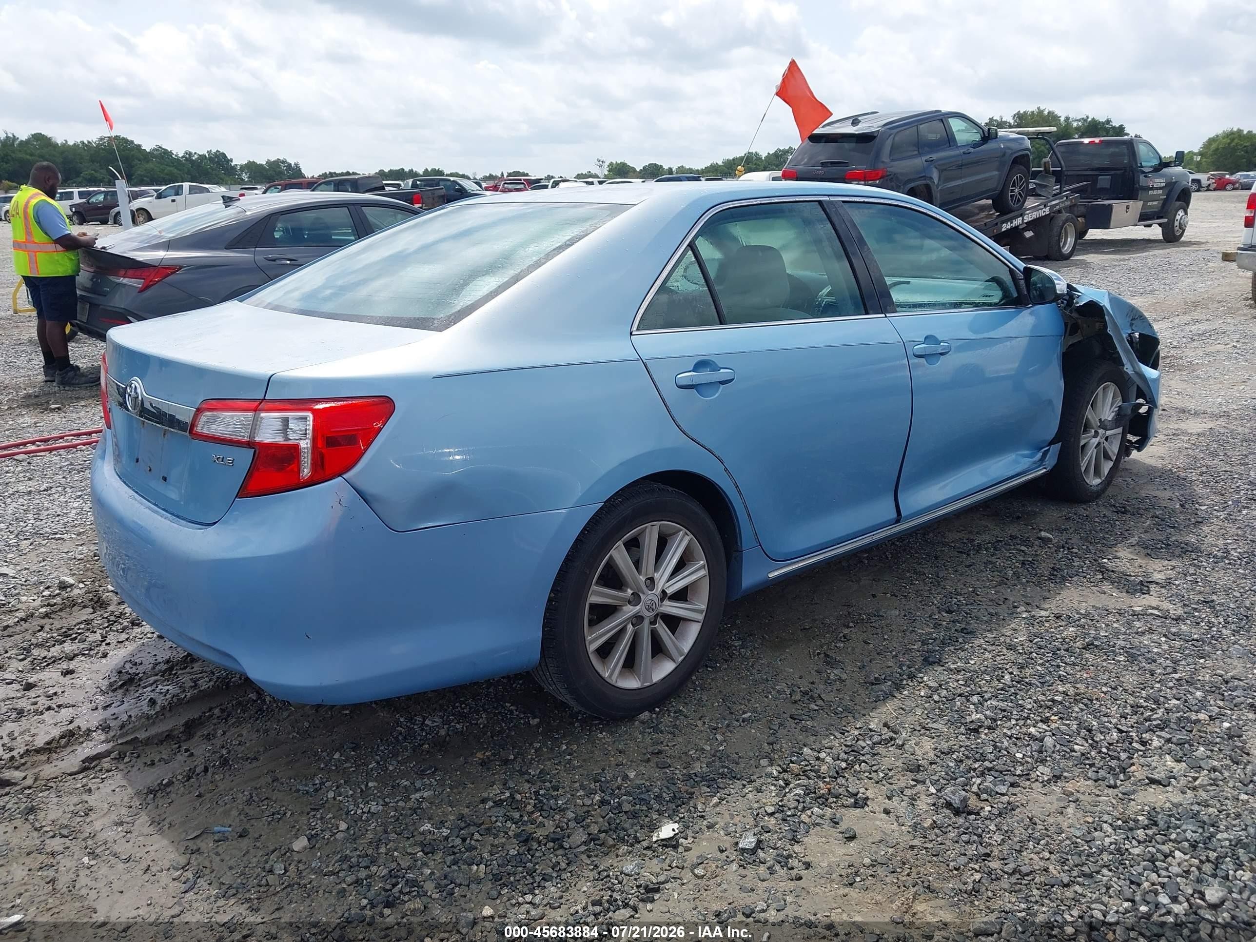2012 Toyota Camry Xle Light Blue vin: 4T1BF1FK6CU595371