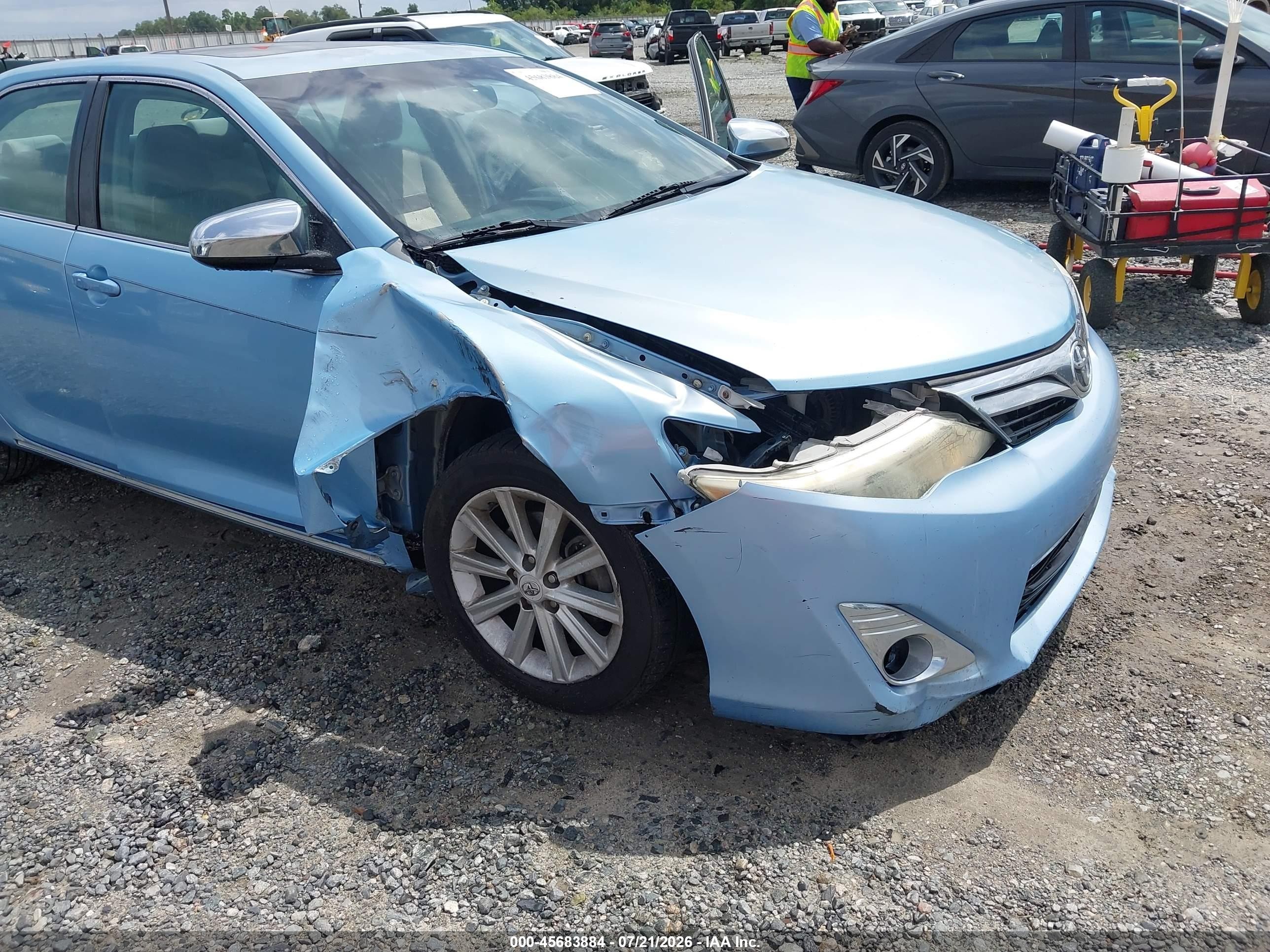 2012 Toyota Camry Xle Light Blue vin: 4T1BF1FK6CU595371