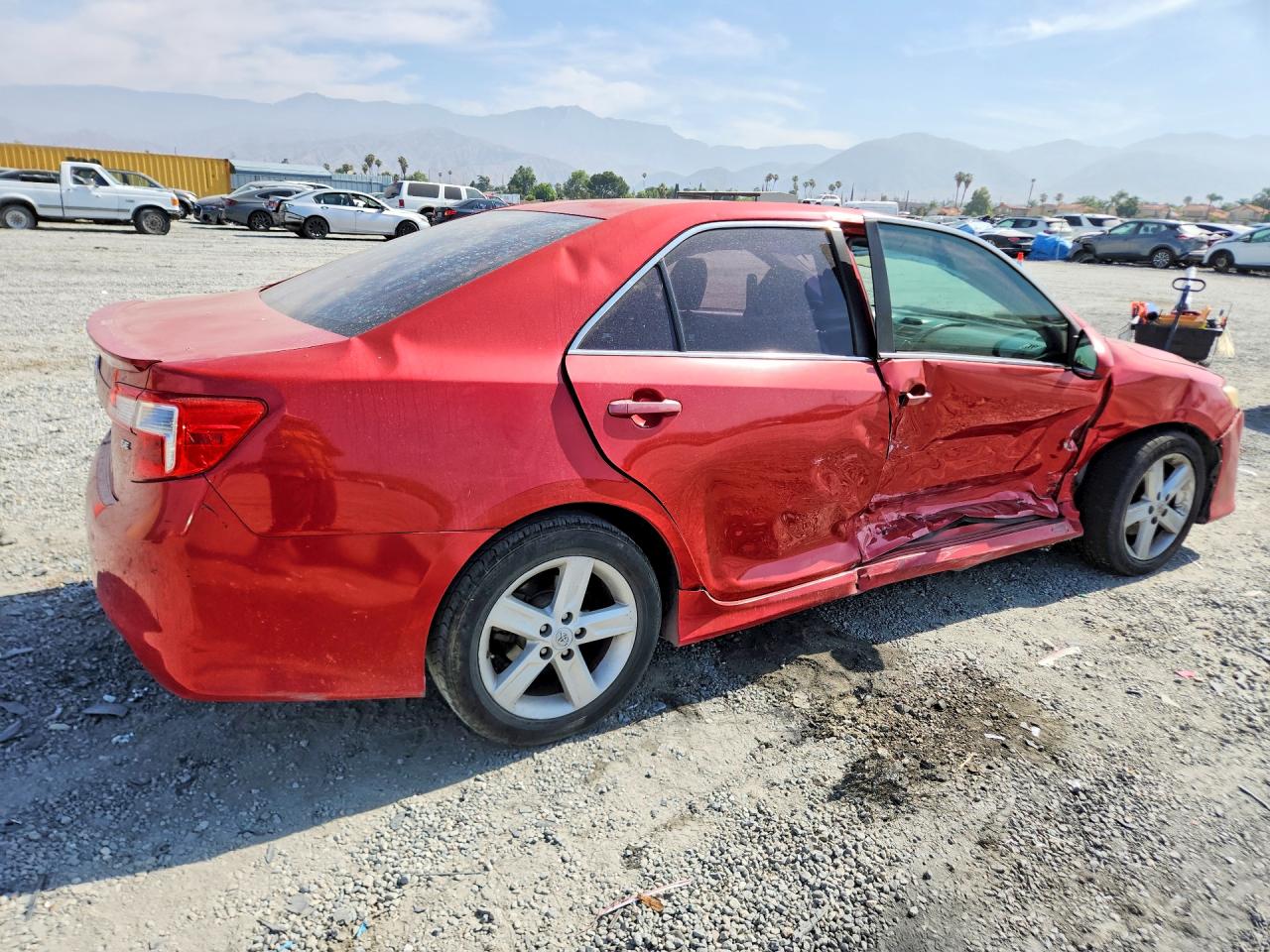 2012 Toyota Camry L Red vin: 4T1BF1FK6CU596388