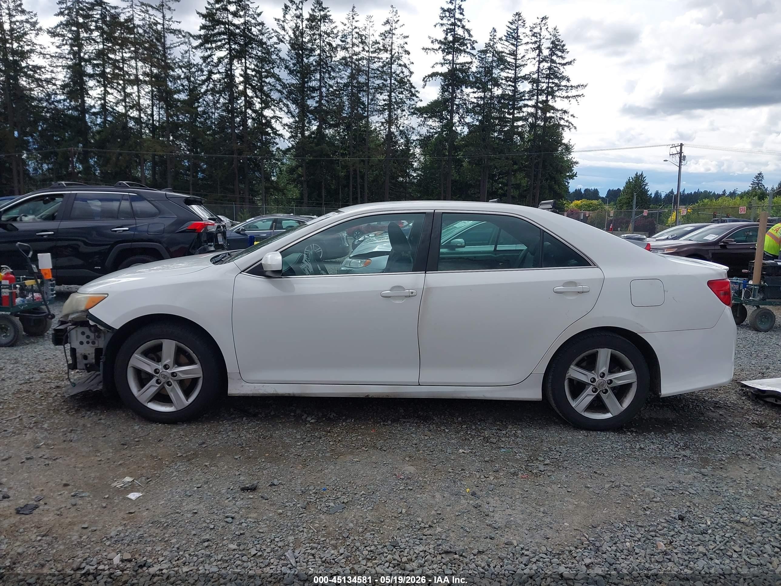 2012 Toyota Camry Se White vin: 4T1BF1FK6CU608989