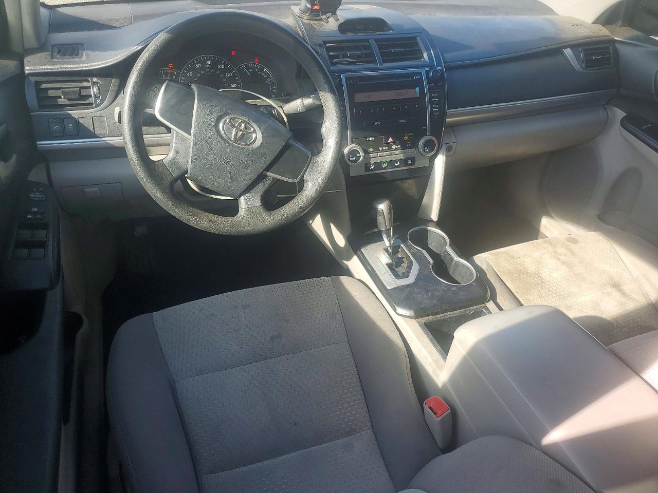 2012 Toyota Camry L Серебряный vin: 4T1BF1FK6CU612881
