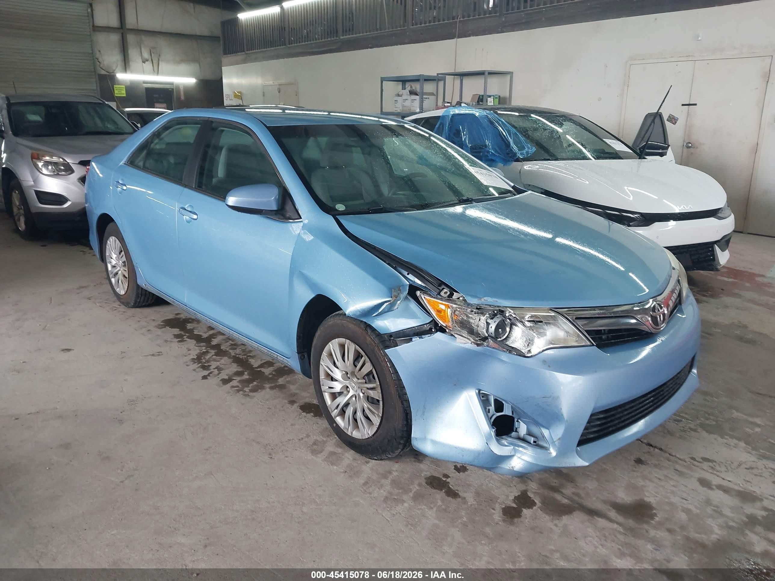 2012 Toyota Camry Le Blue vin: 4T1BF1FK6CU623055