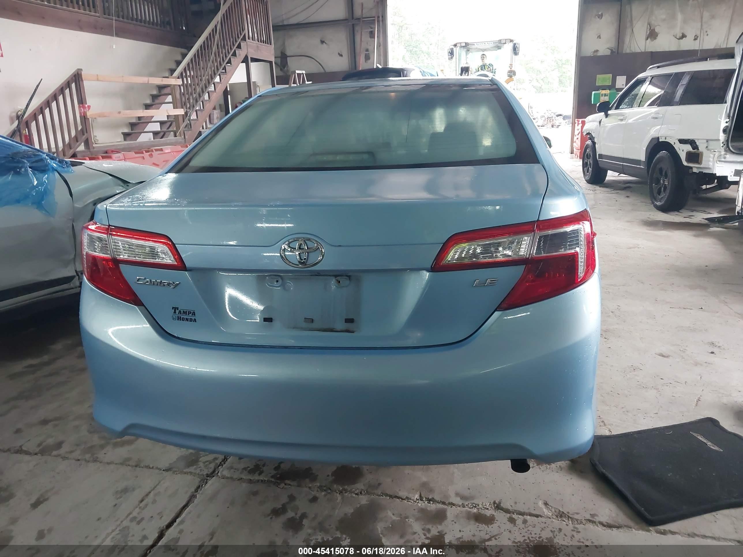 2012 Toyota Camry Le Blue vin: 4T1BF1FK6CU623055
