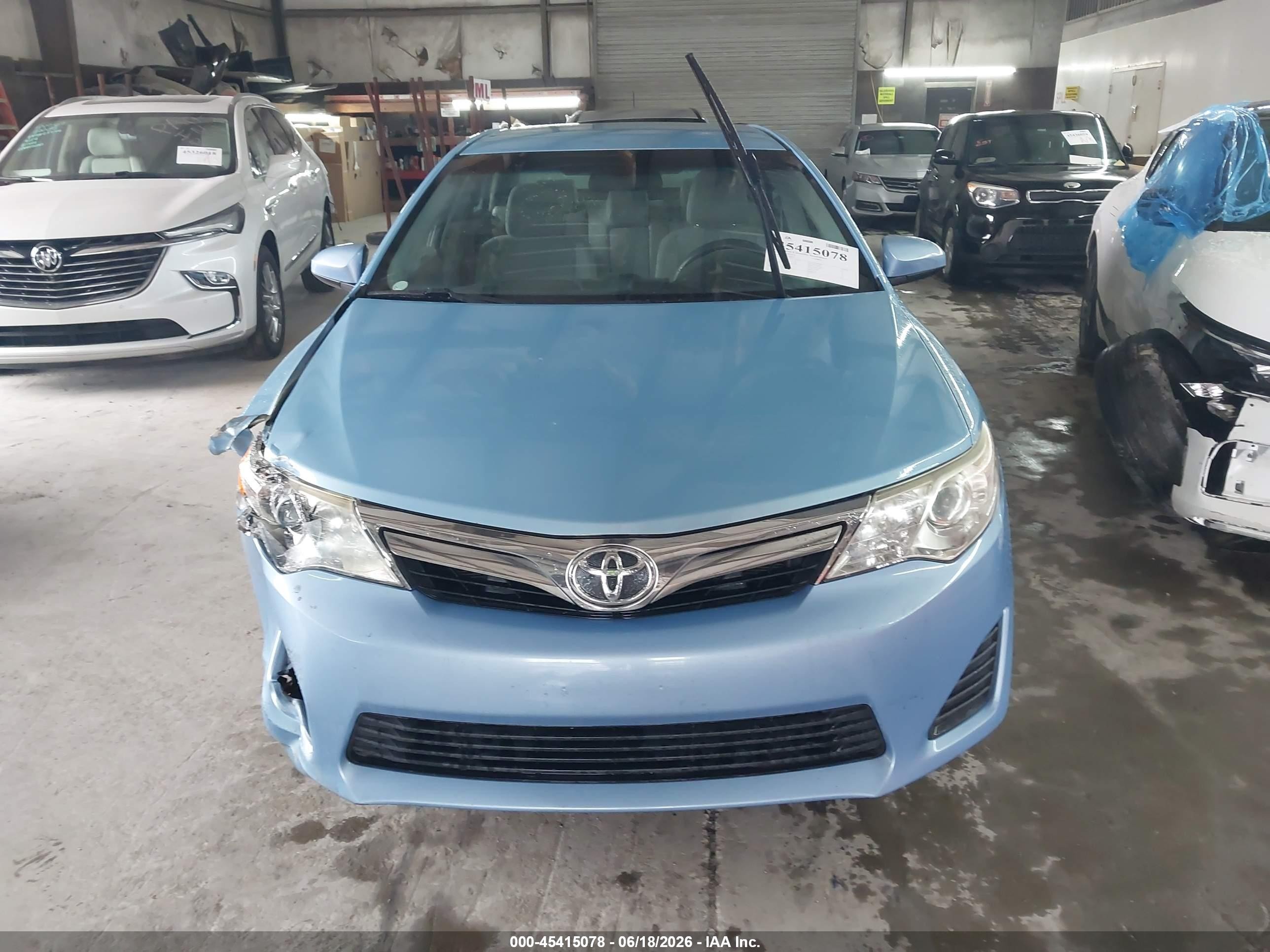 2012 Toyota Camry Le Blue vin: 4T1BF1FK6CU623055